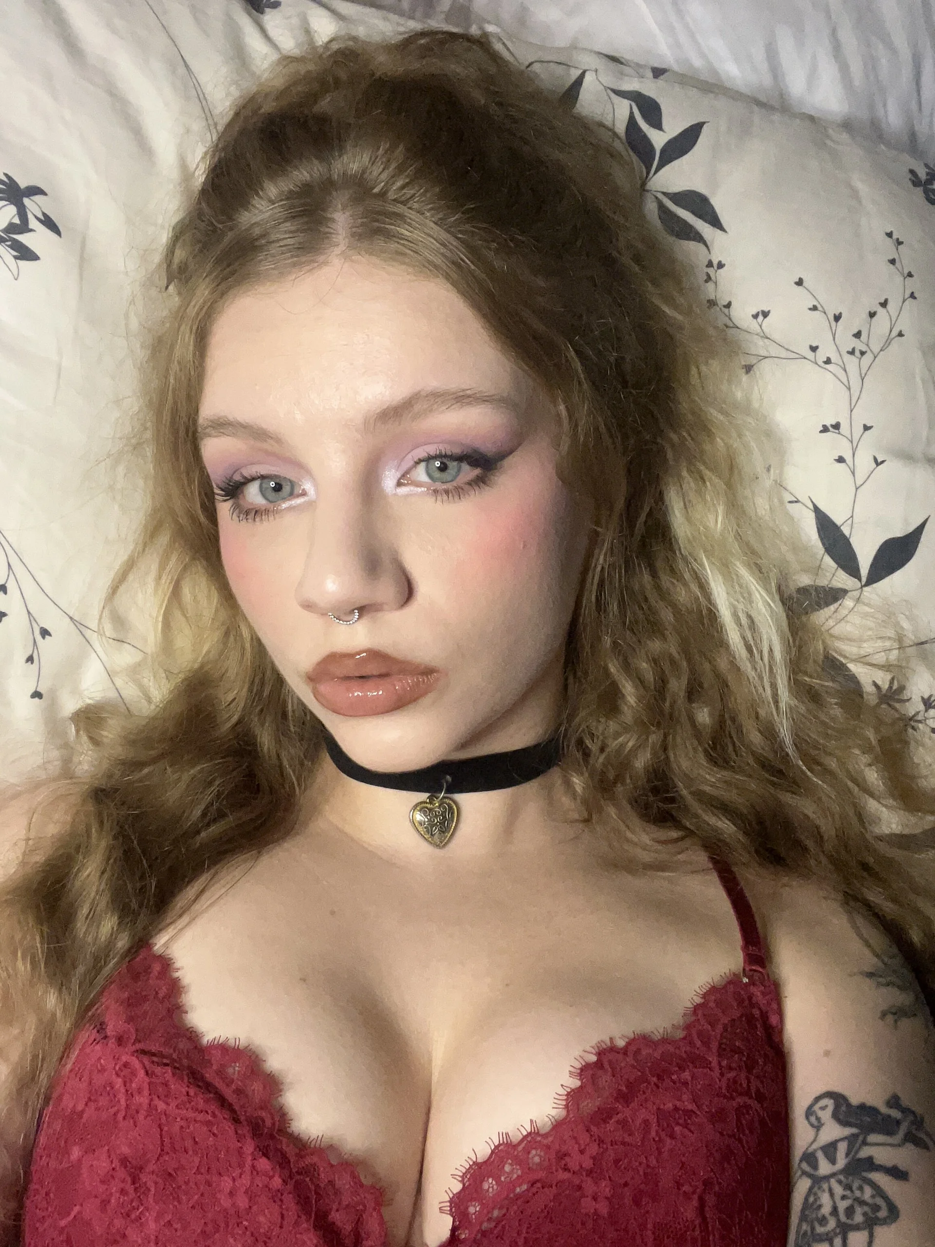 XXX Porn Photo of Nude Goddess_Alaska 2