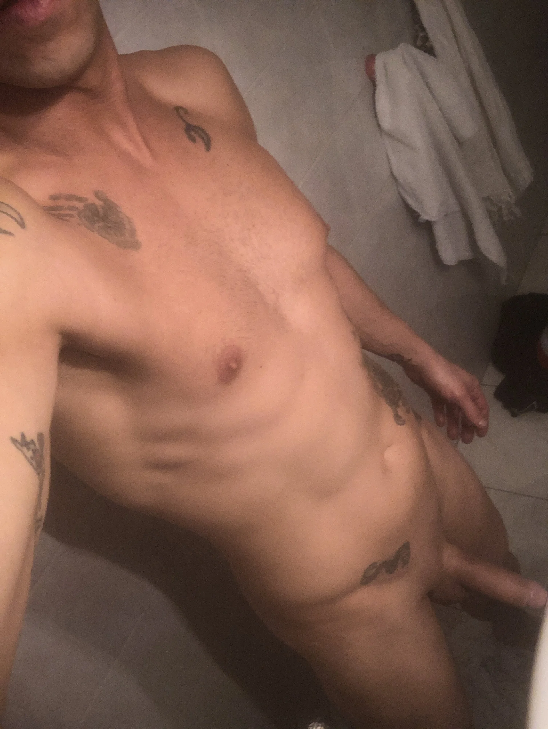 XXX Porn Photo of Nude FrettedLodine 1