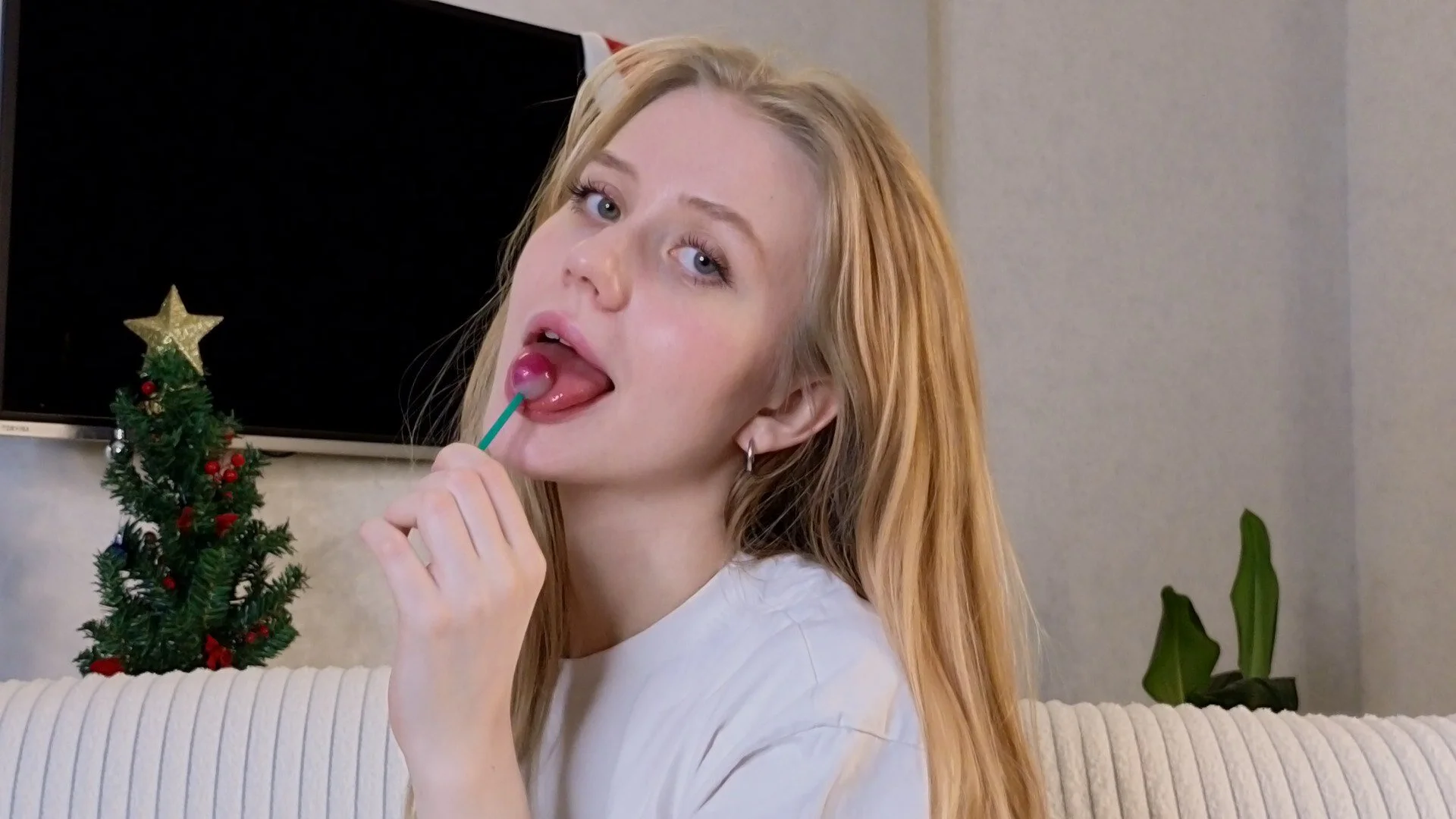 XXX Porn Photo of Nude LolySun 3
