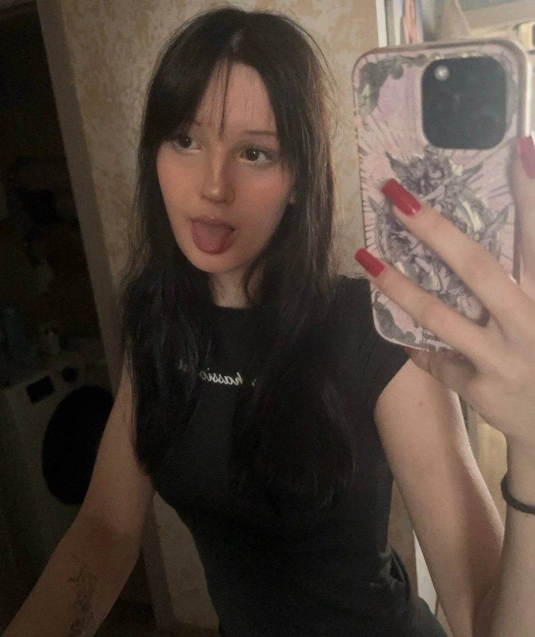 XXX Porn Photo of Nude YunaVelour 3