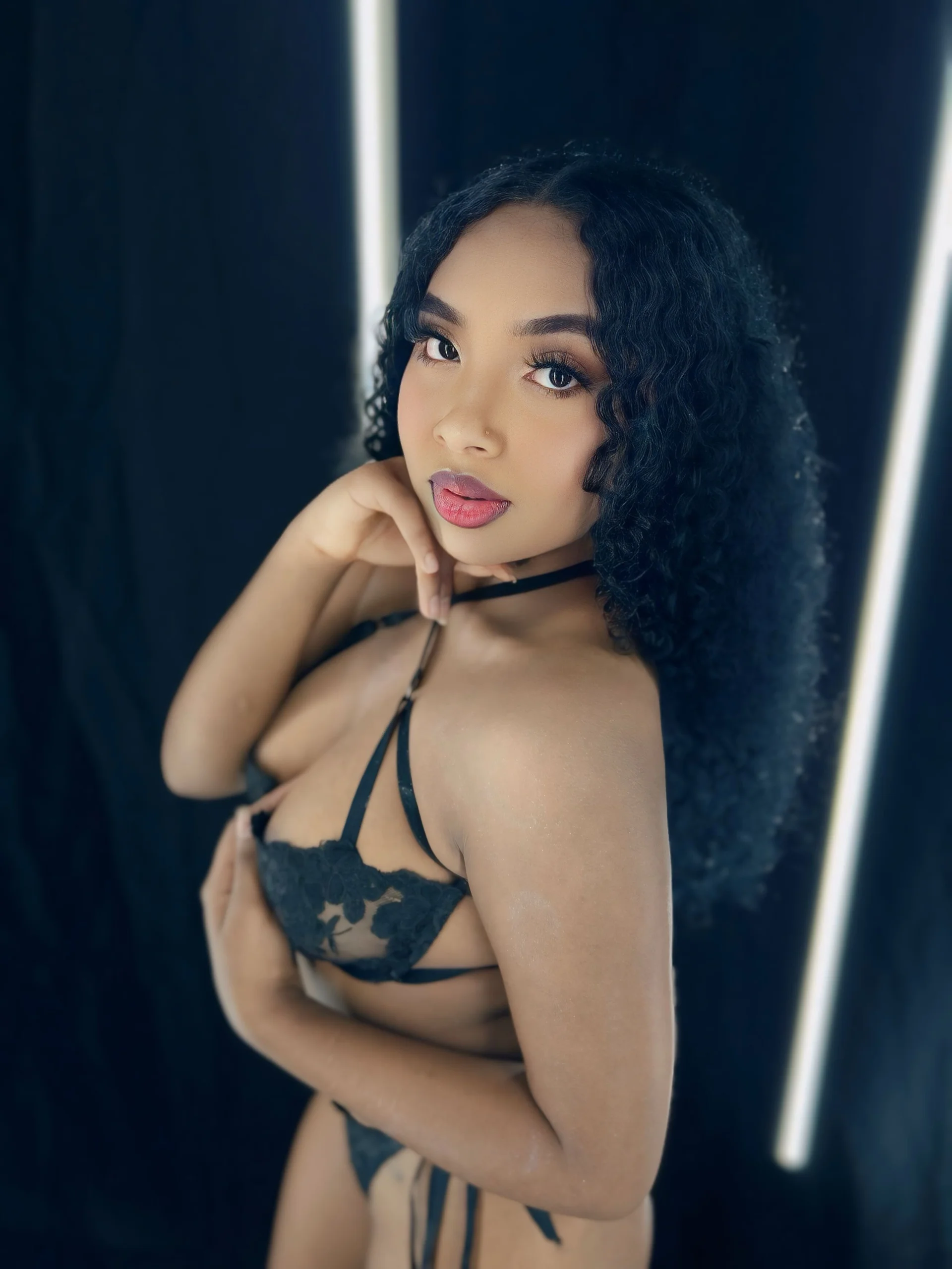 XXX Porn Photo of Nude charlotte_walker1 20
