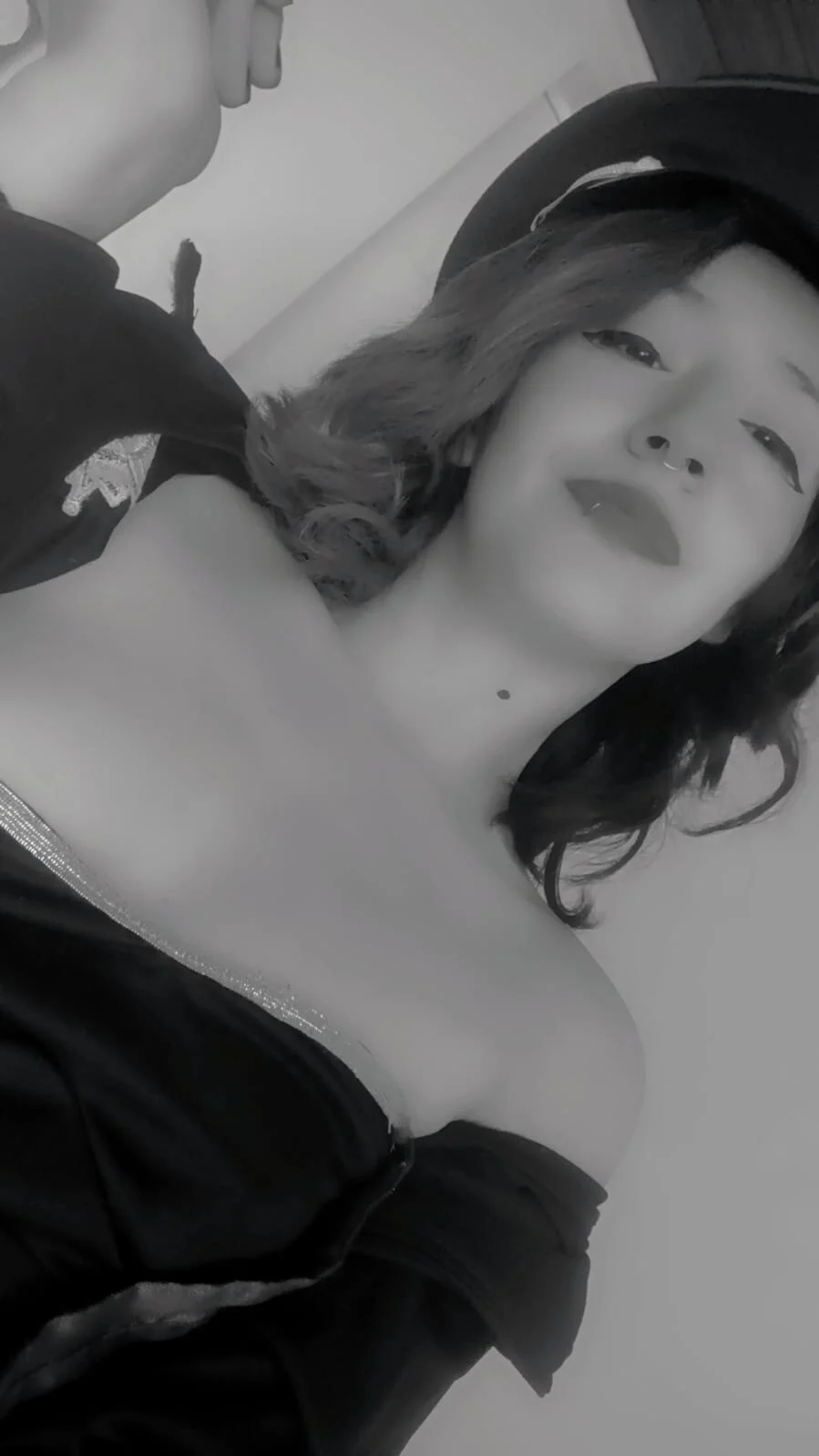 XXX Porn Photo of Nude mitsuri_nyx 137