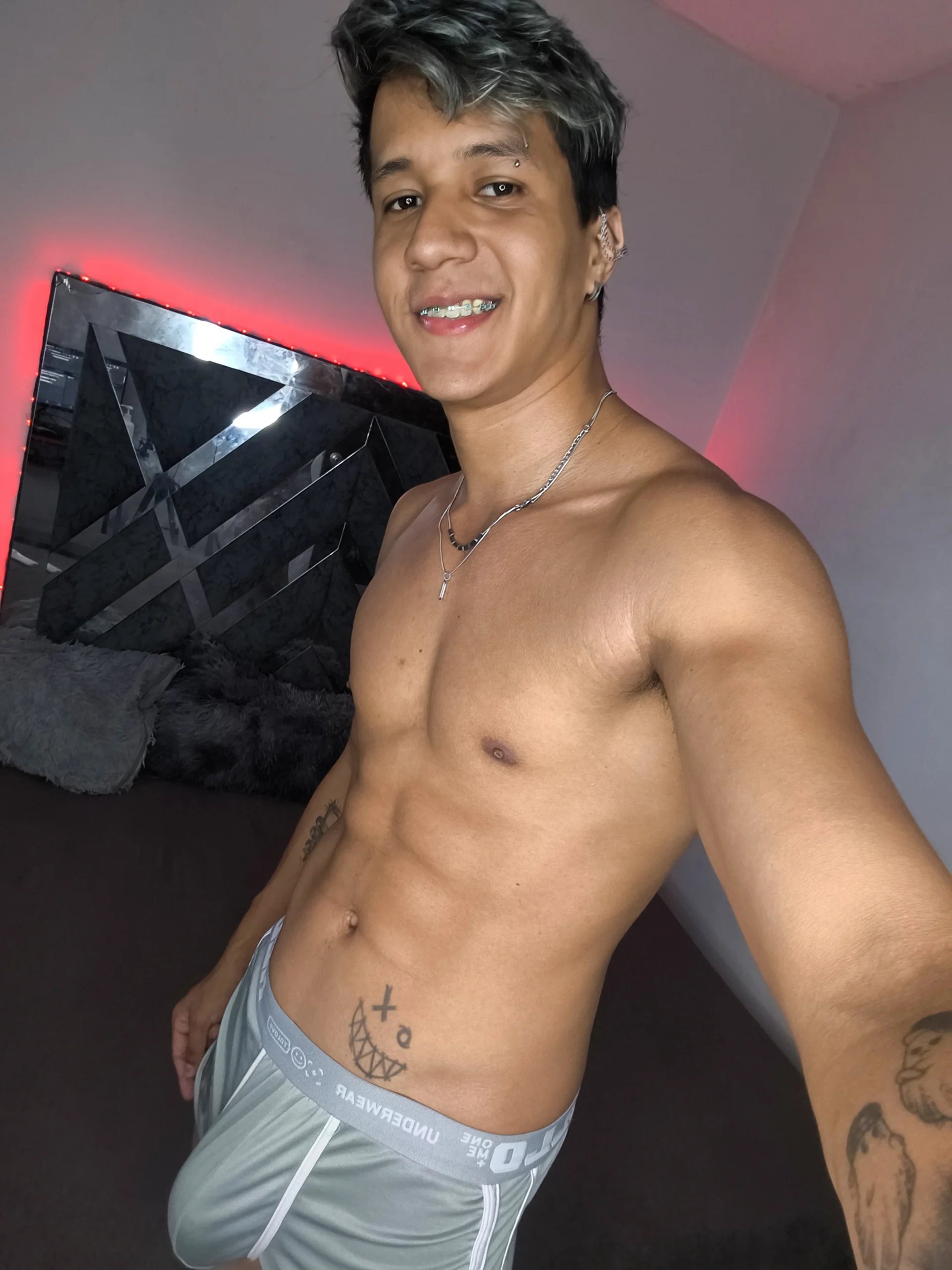 XXX Porn Photo of Nude Robertmiller21 87