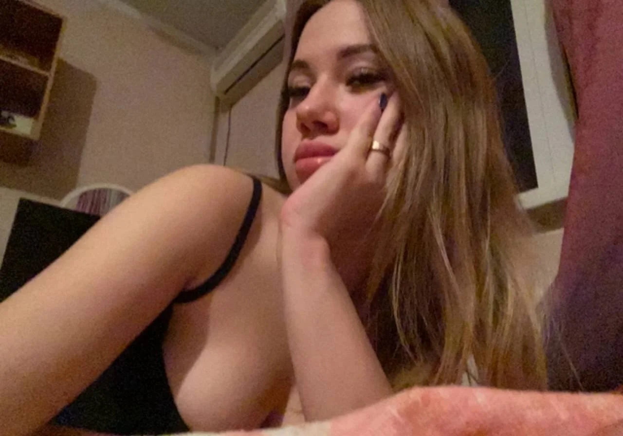 XXX Porn Photo of Nude Miabreeeze 11