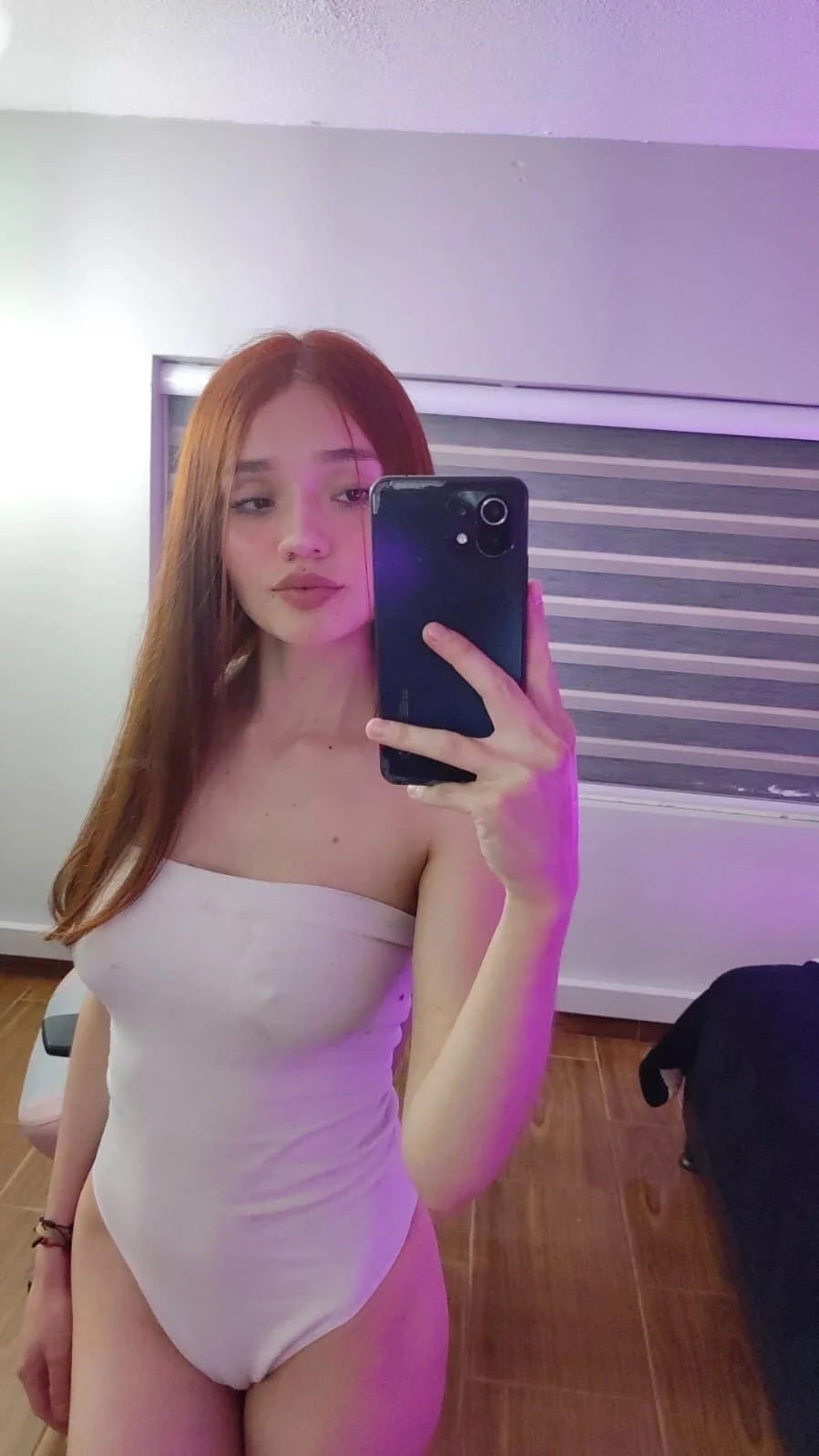 XXX Porn Photo of Nude Coralinee_01z 2