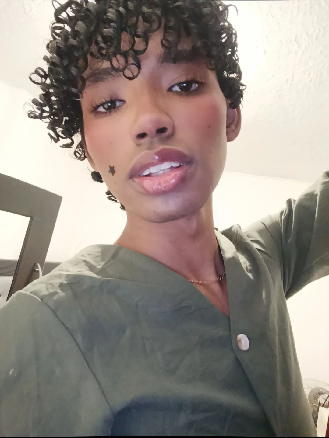 XXX Porn Photo of Nude Little_Ethaan 5