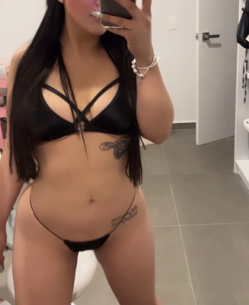 XXX Porn Photo of Nude Tunoviafavorita 3