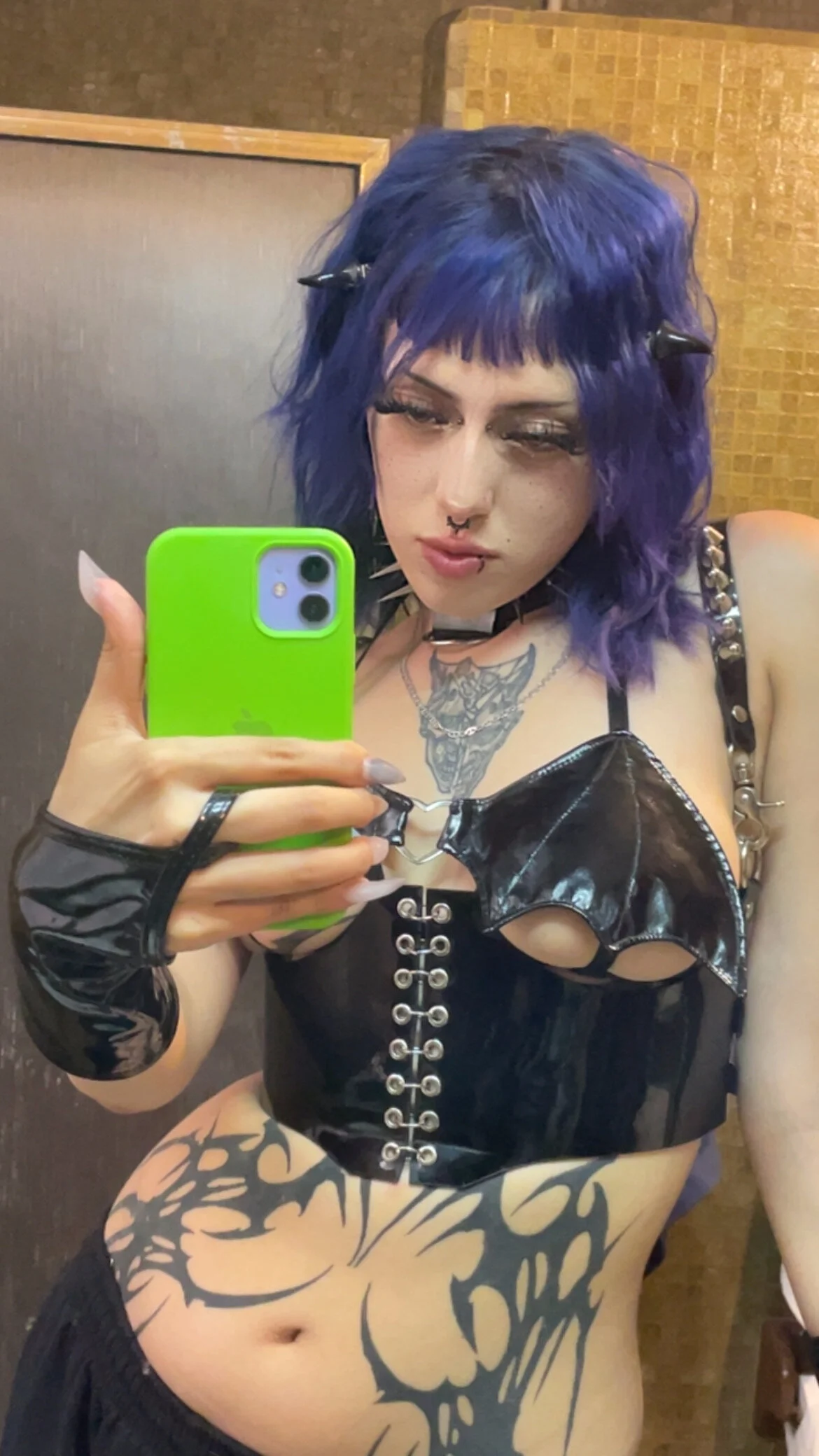 XXX Porn Photo of Nude kattx_ 15
