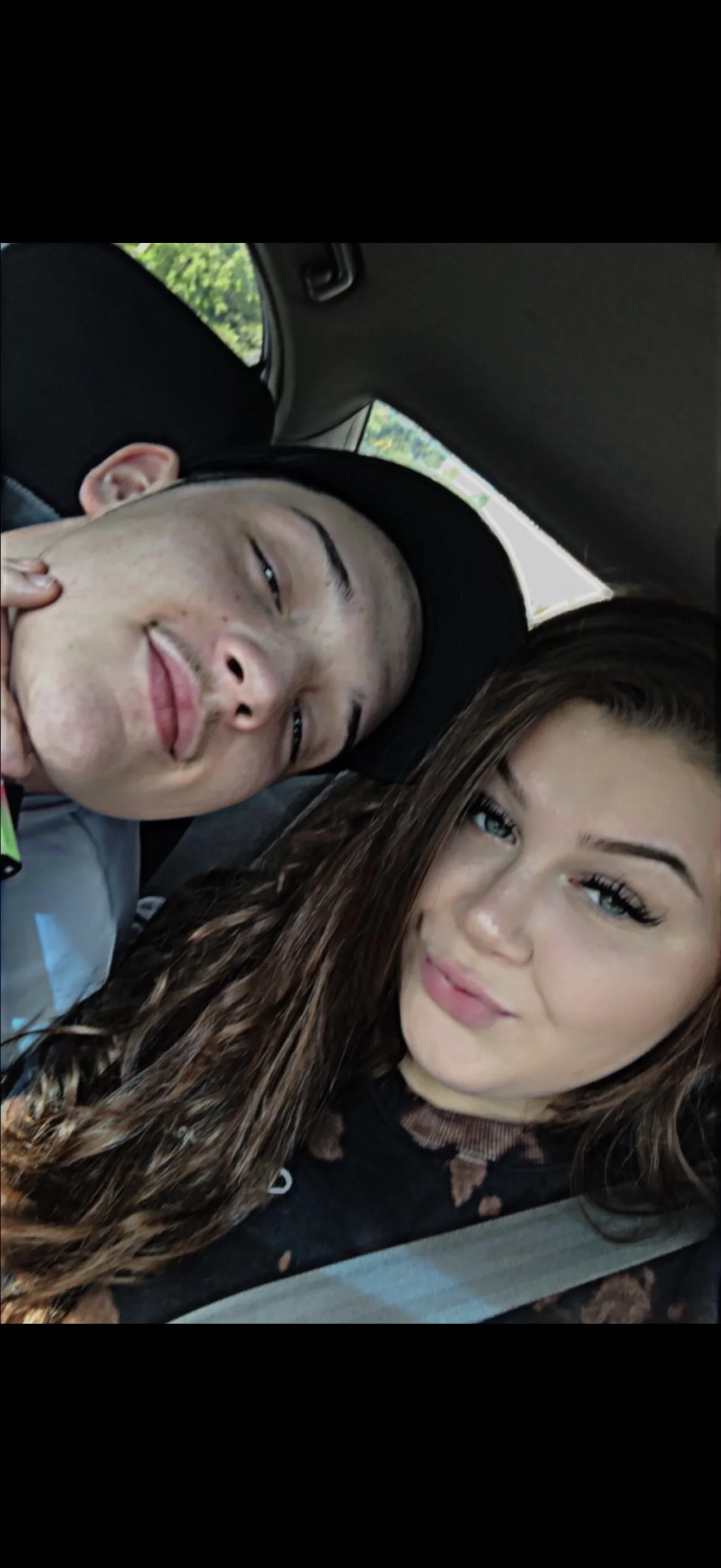 XXX Porn Photo of Nude thehoneycouple420 10