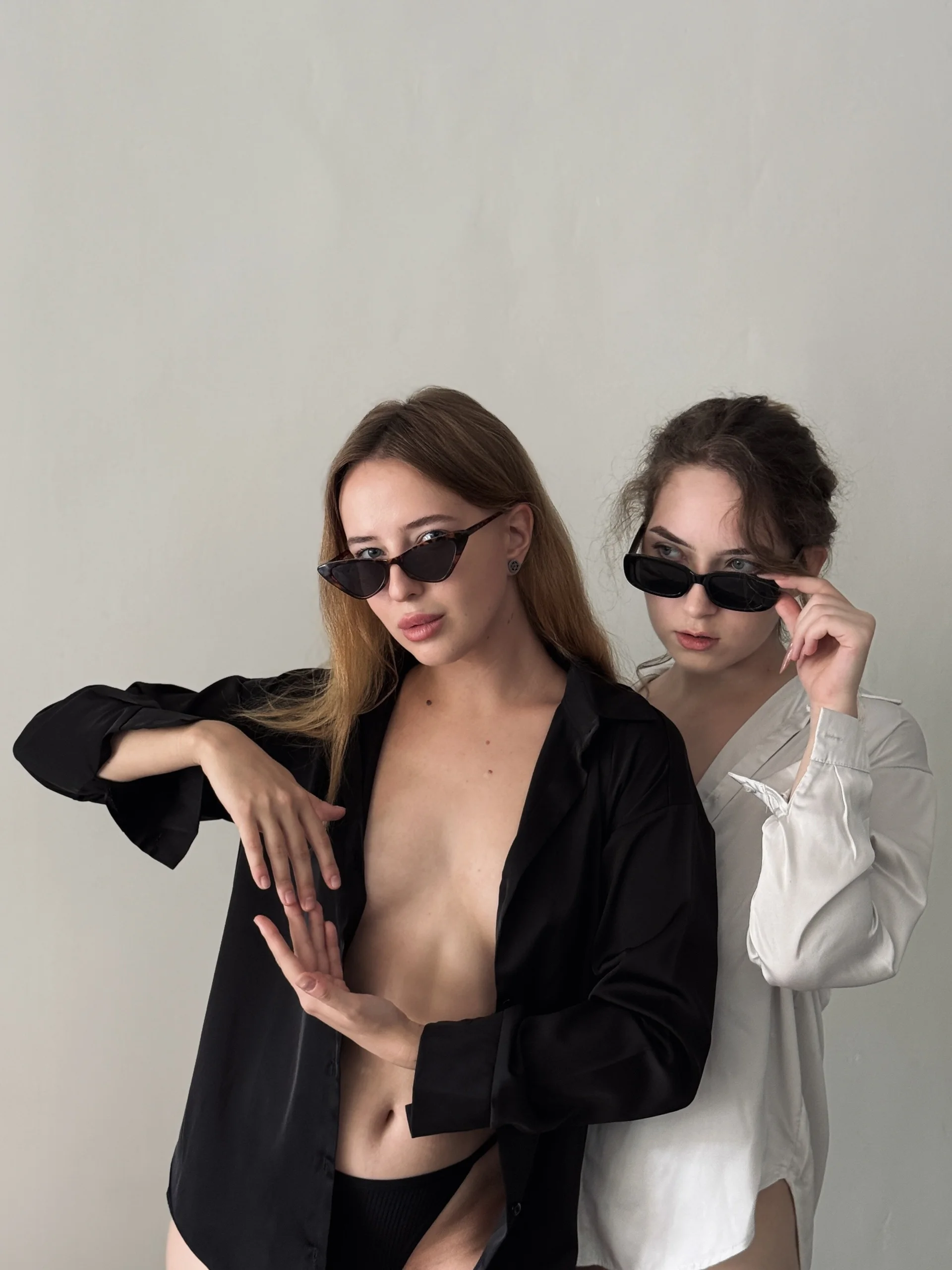 XXX Porn Photo of Nude Nura_n_Sarah 113