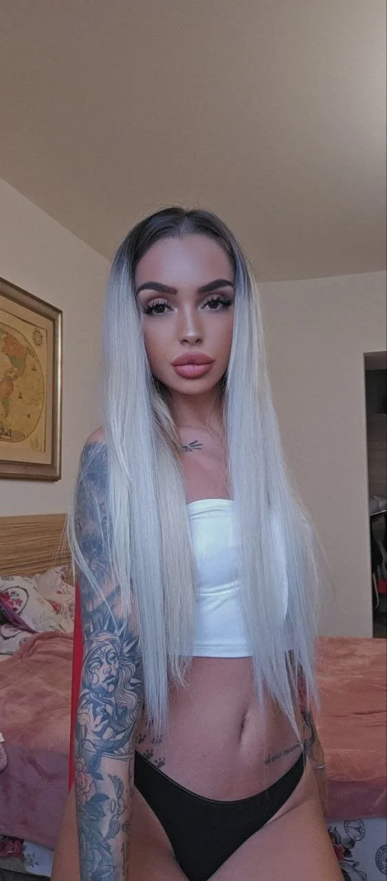 XXX Porn Photo of Nude AprilHadid 14