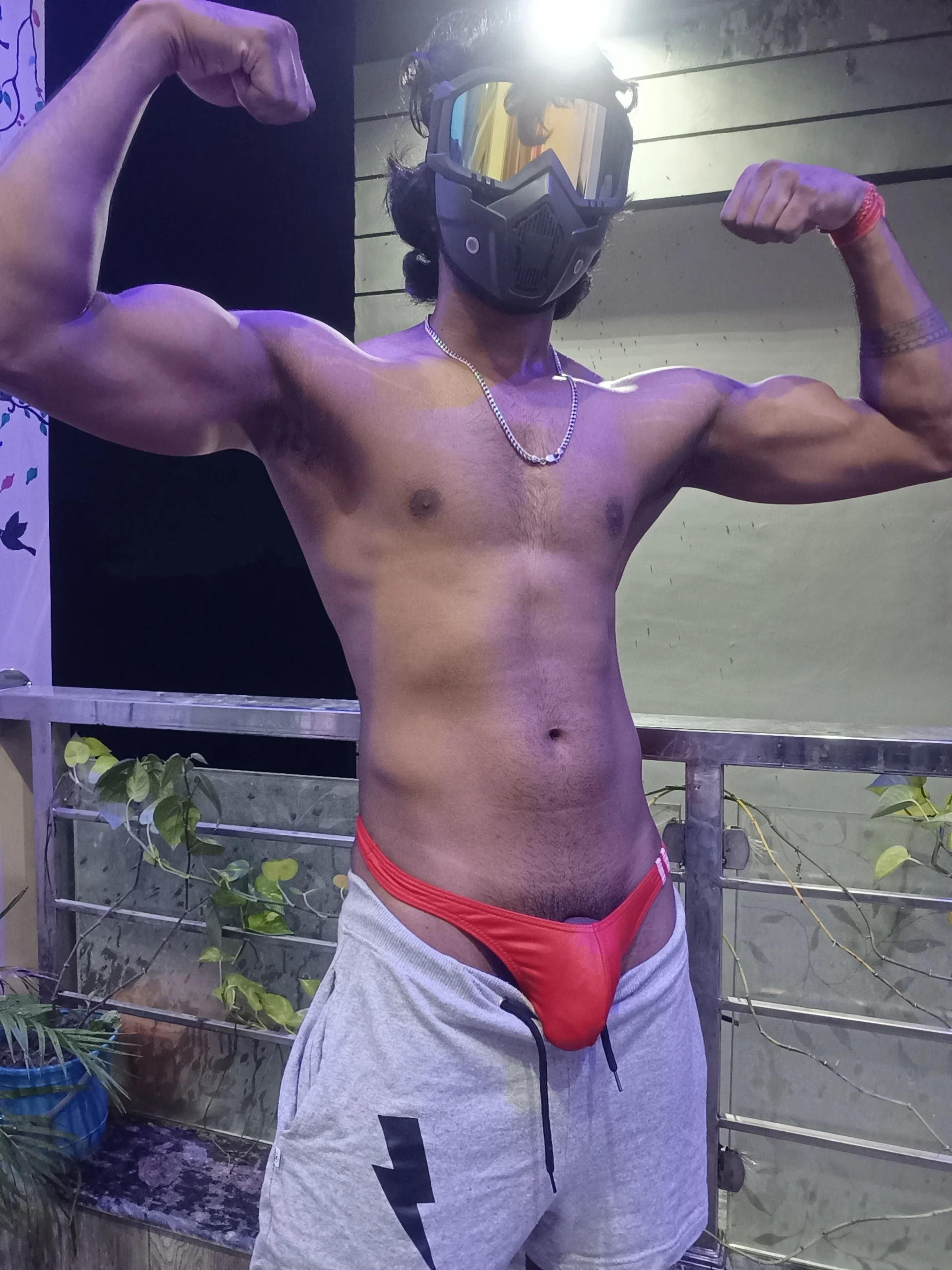 XXX Porn Photo of Nude Yk_physique 5