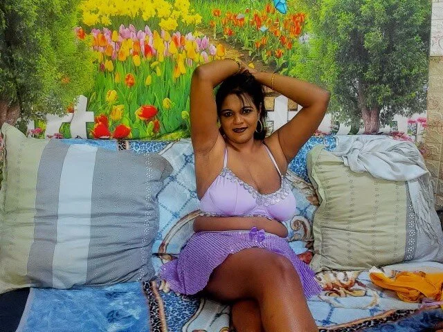 XXX Porn Photo of Nude indianswtbella 3