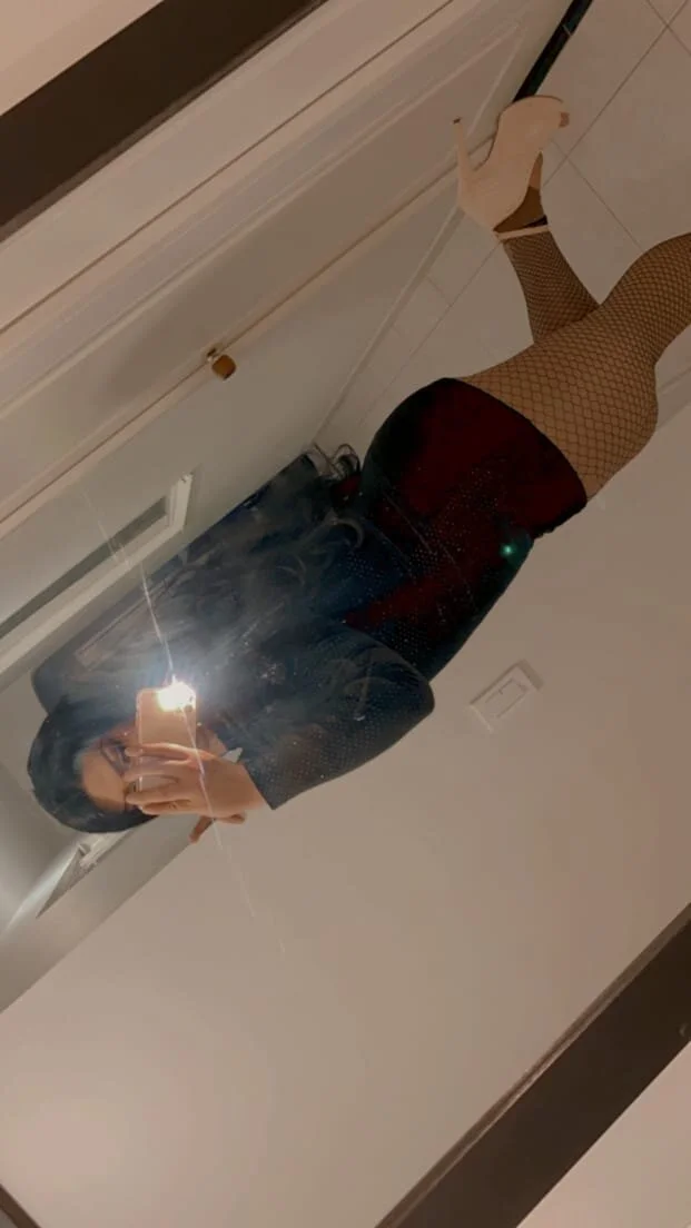 XXX Porn Photo of Nude valenthottie 18