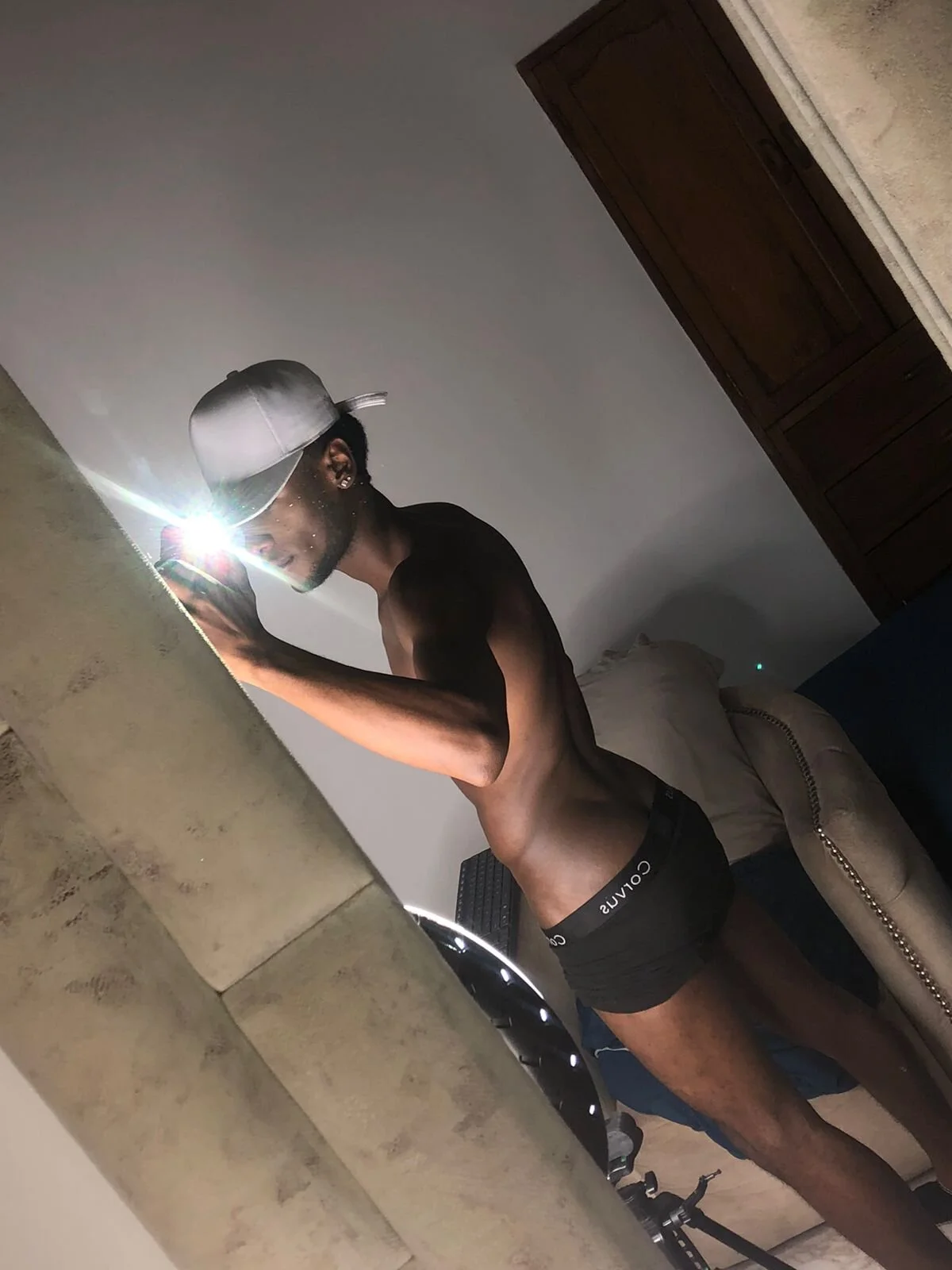 XXX Porn Photo of Nude BennBrown 28