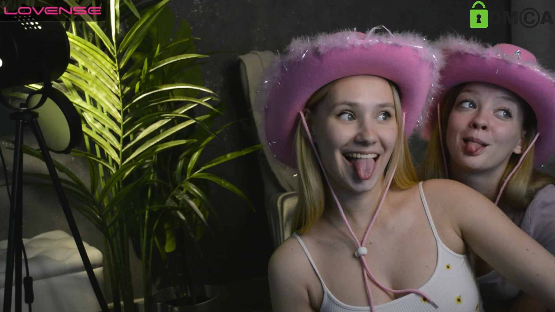 XXX Porn Photo of Nude Radiants_two 59