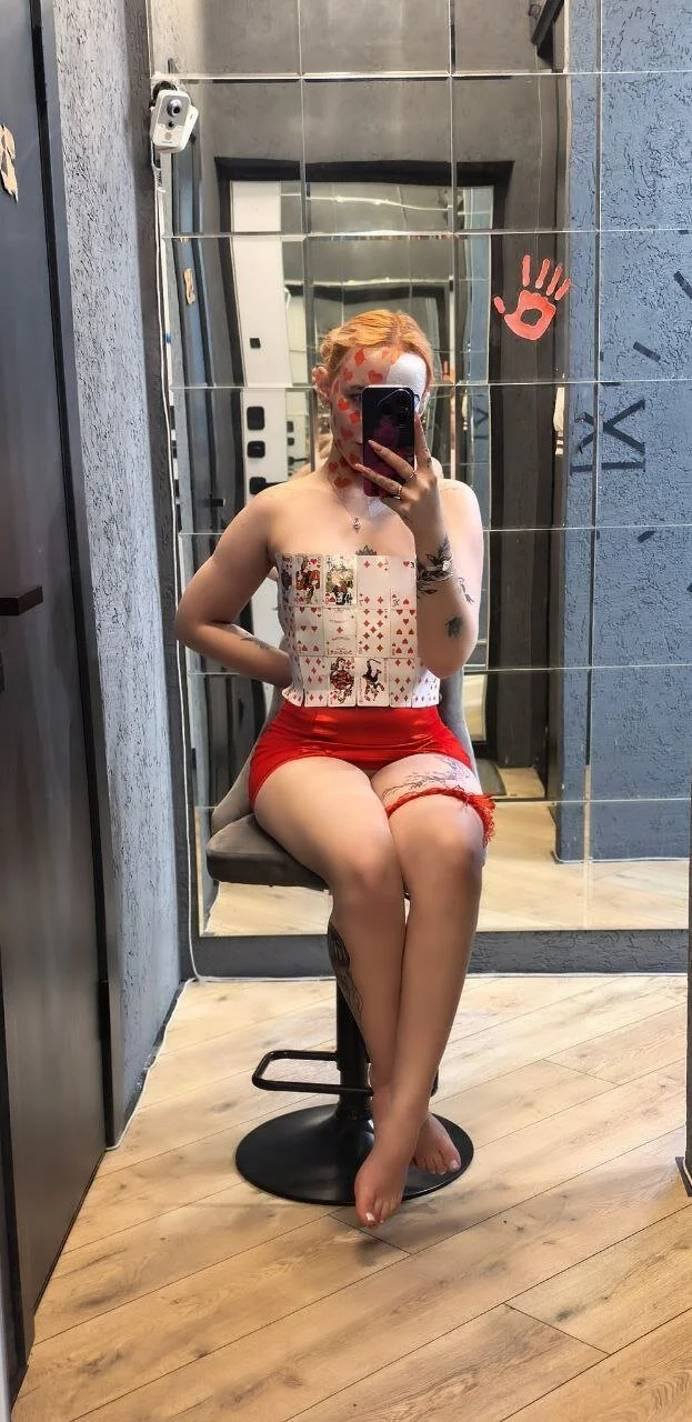 XXX Porn Photo of Nude LuxePlayGirl 13