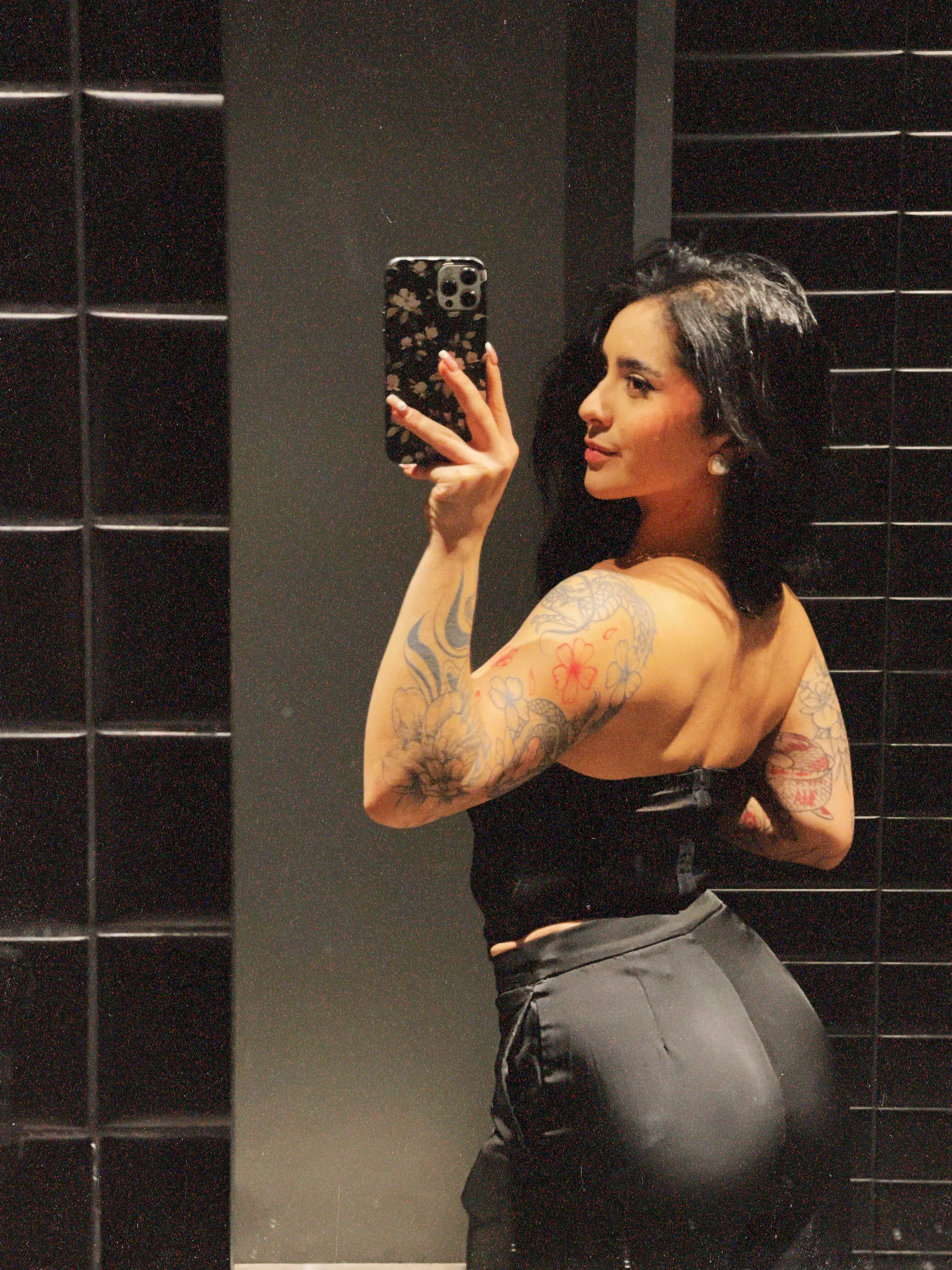 XXX Porn Photo of Nude pamela__mar 49