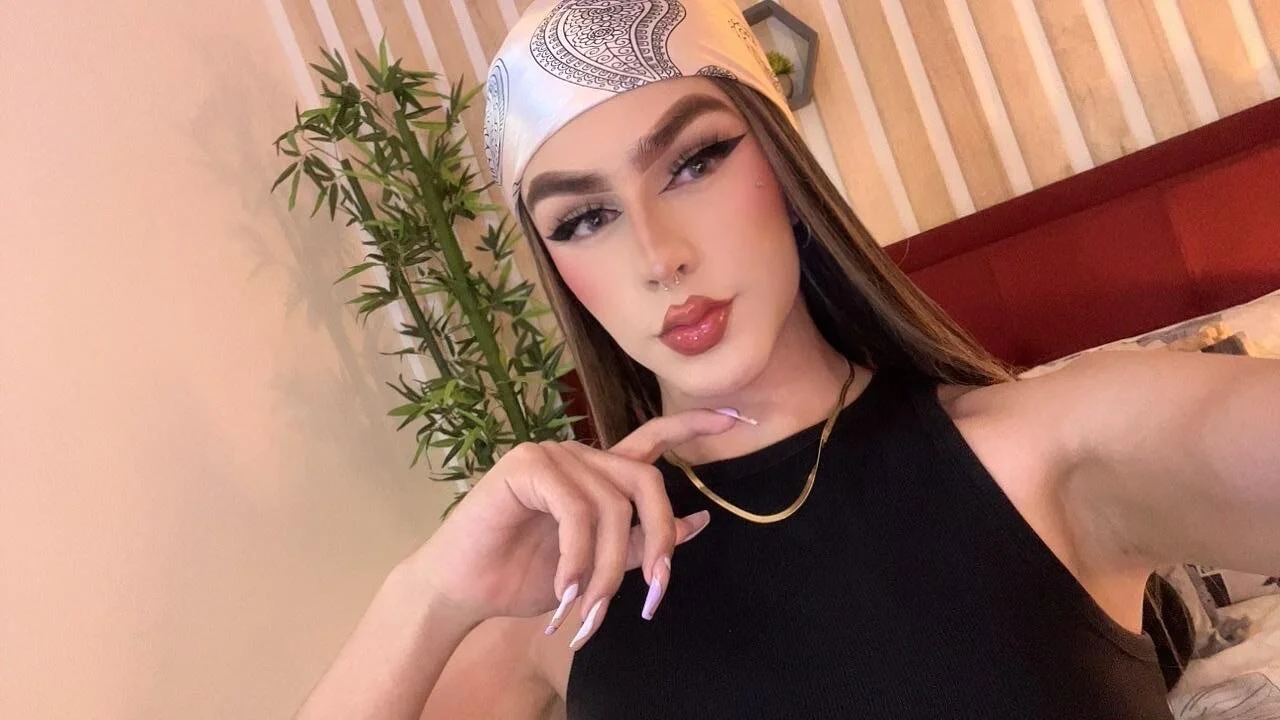 XXX Porn Photo of Nude miah_connor 5