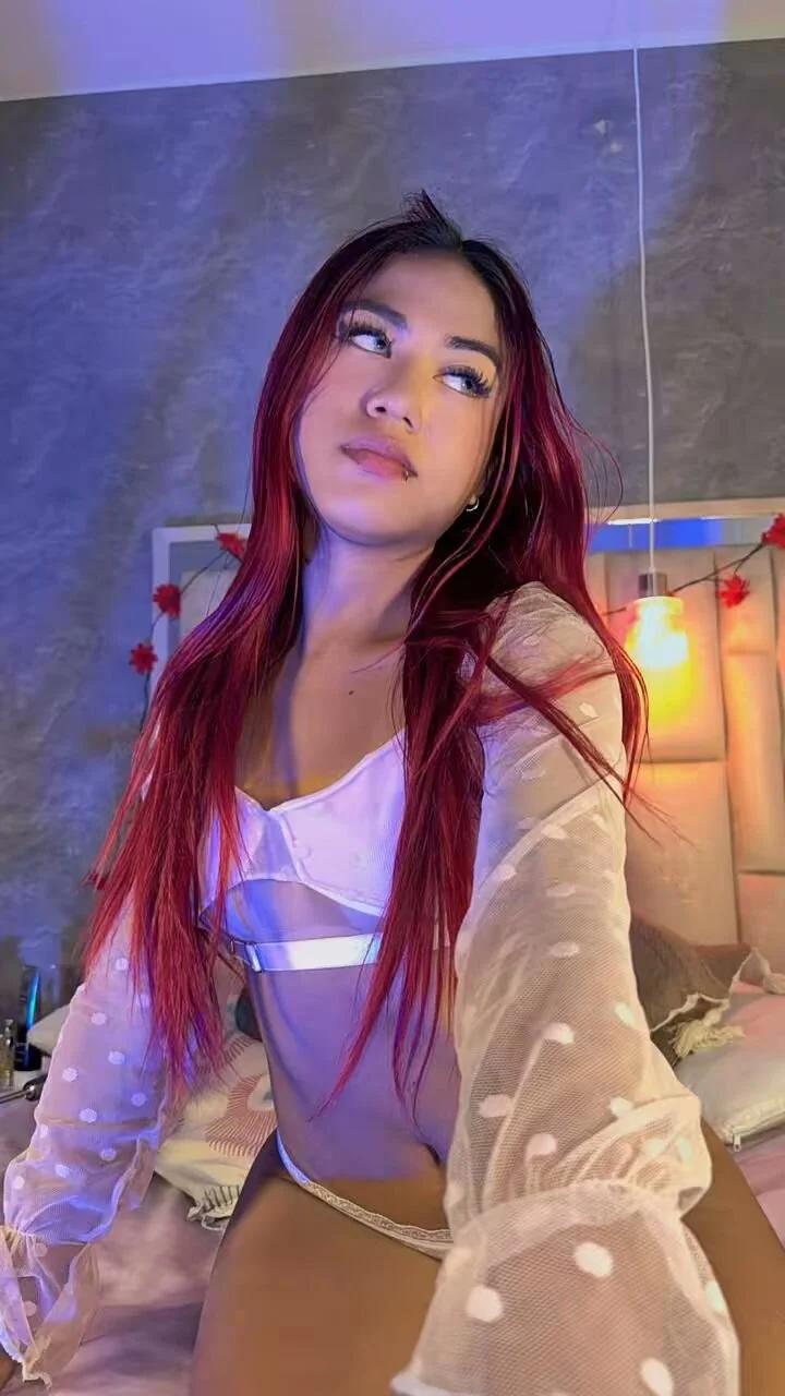 XXX Porn Photo of Nude Bella-Sanders 17