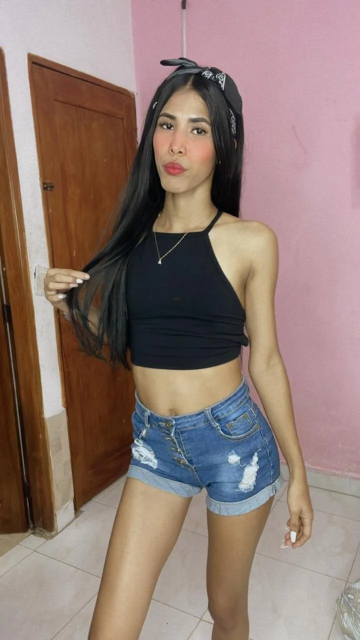 XXX Porn Photo of Nude alysson_18 27