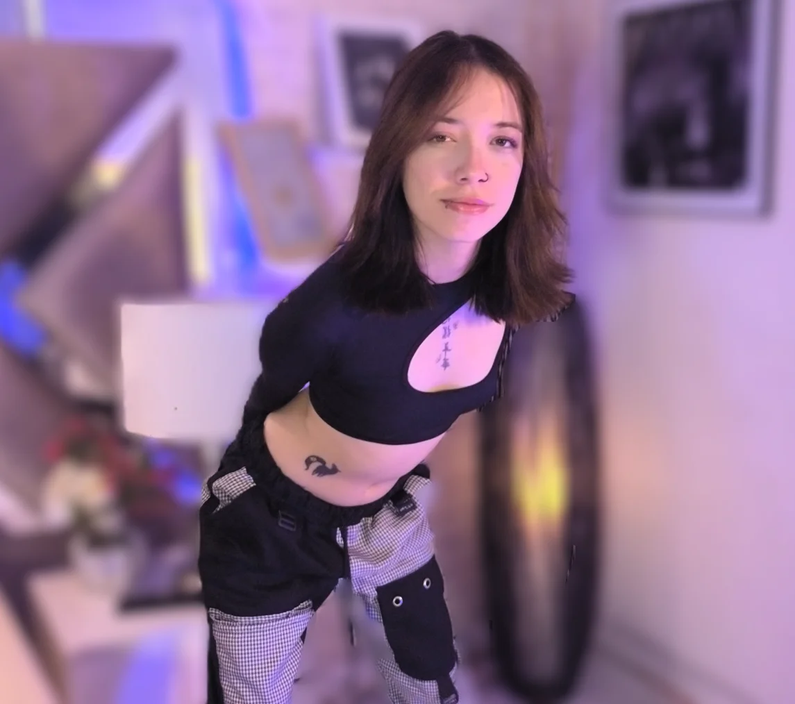 XXX Porn Photo of Nude HarperrWest 65