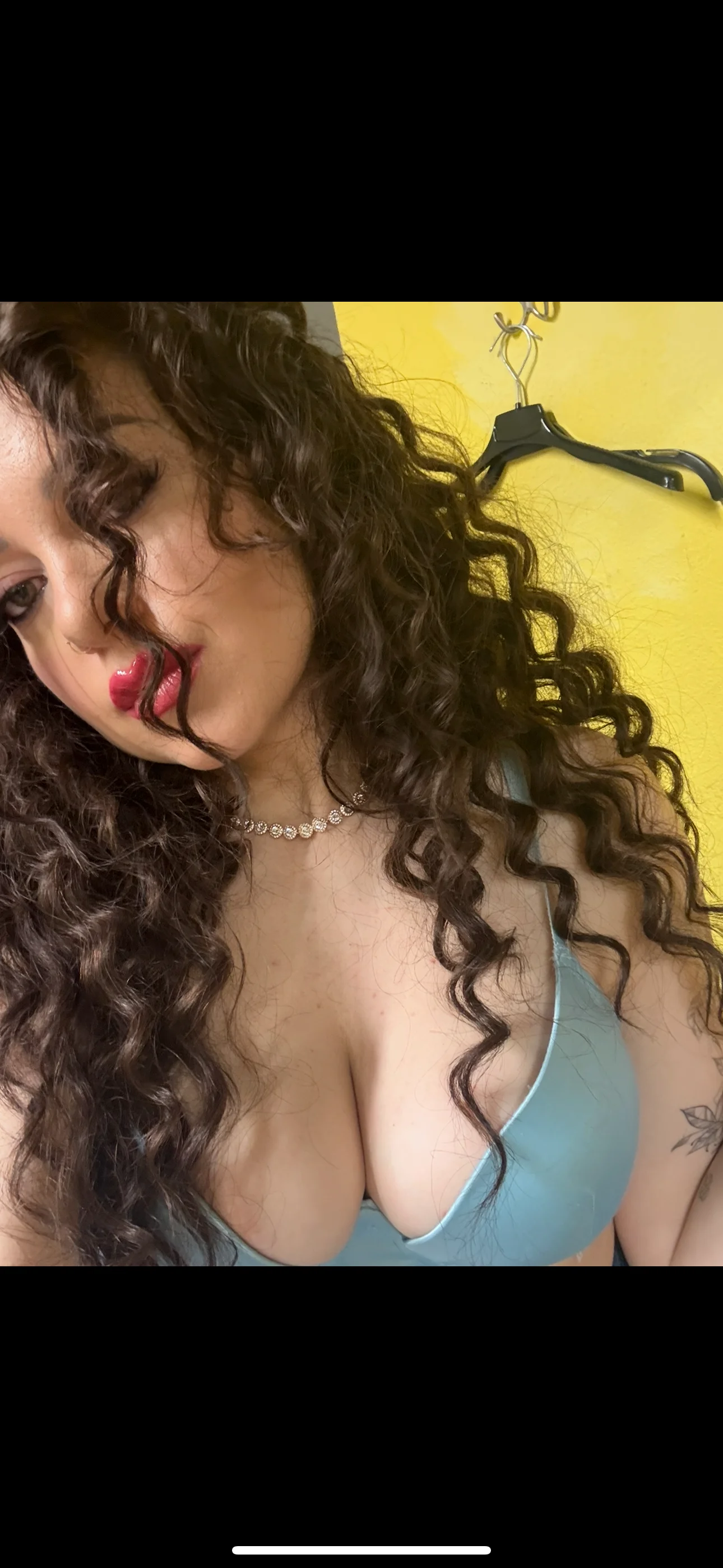 XXX Porn Photo of Nude CurlyElisa 1