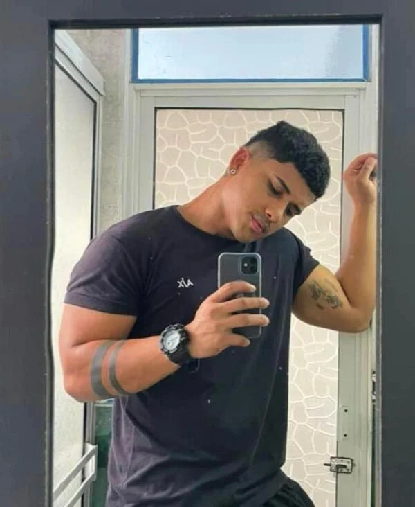 XXX Porn Photo of Nude evan_hardy 33