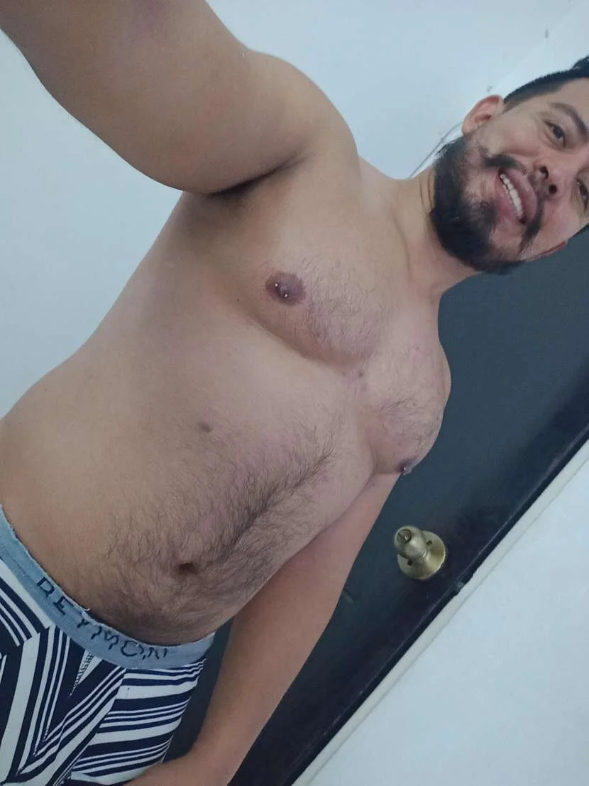 XXX Porn Photo of Nude KalethBigDick 586