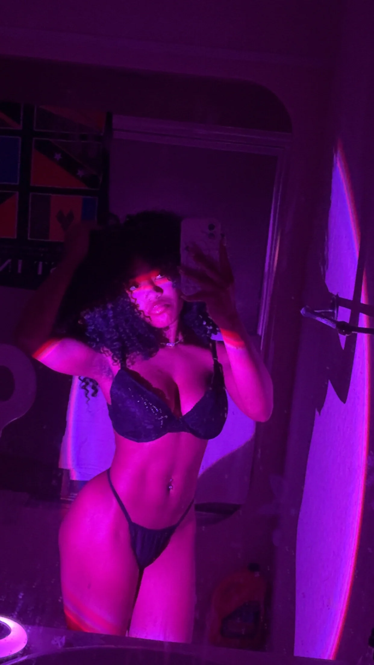 XXX Porn Photo of Nude lifeoftt_19xx 151
