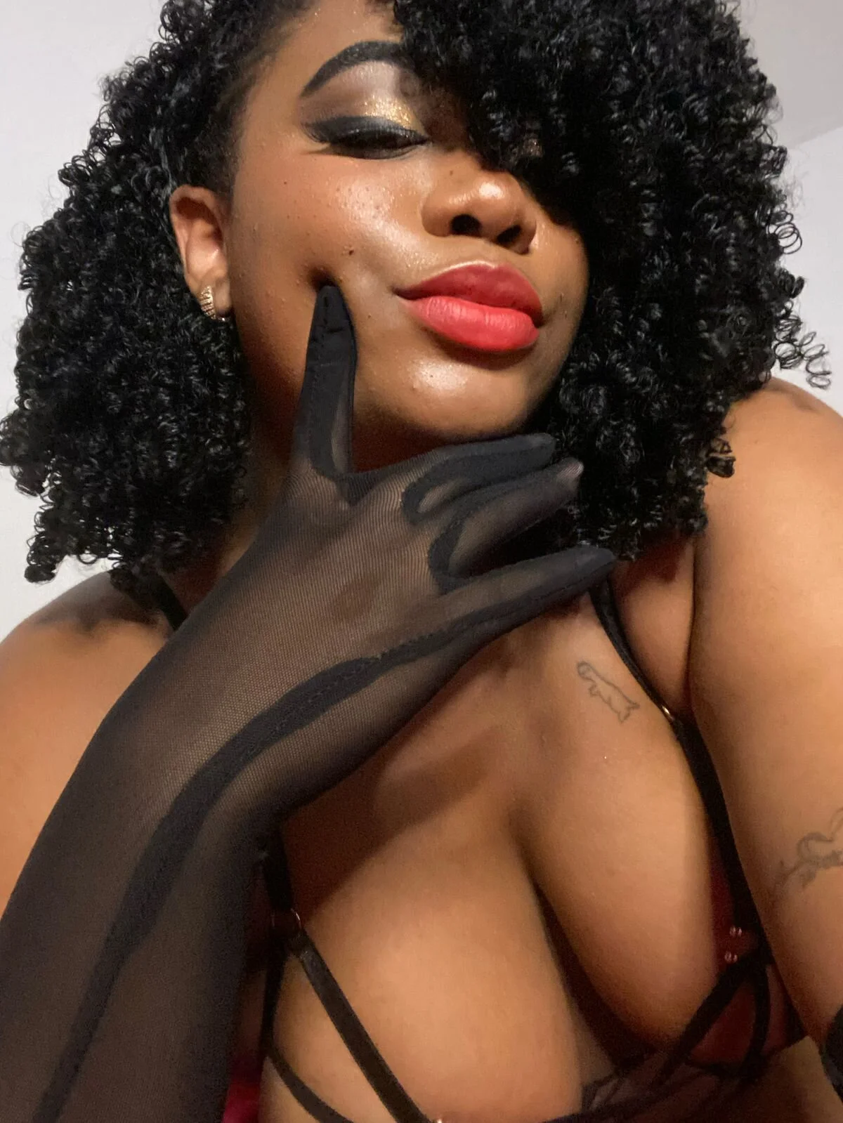 XXX Porn Photo of Nude Tyra_Privacy 220