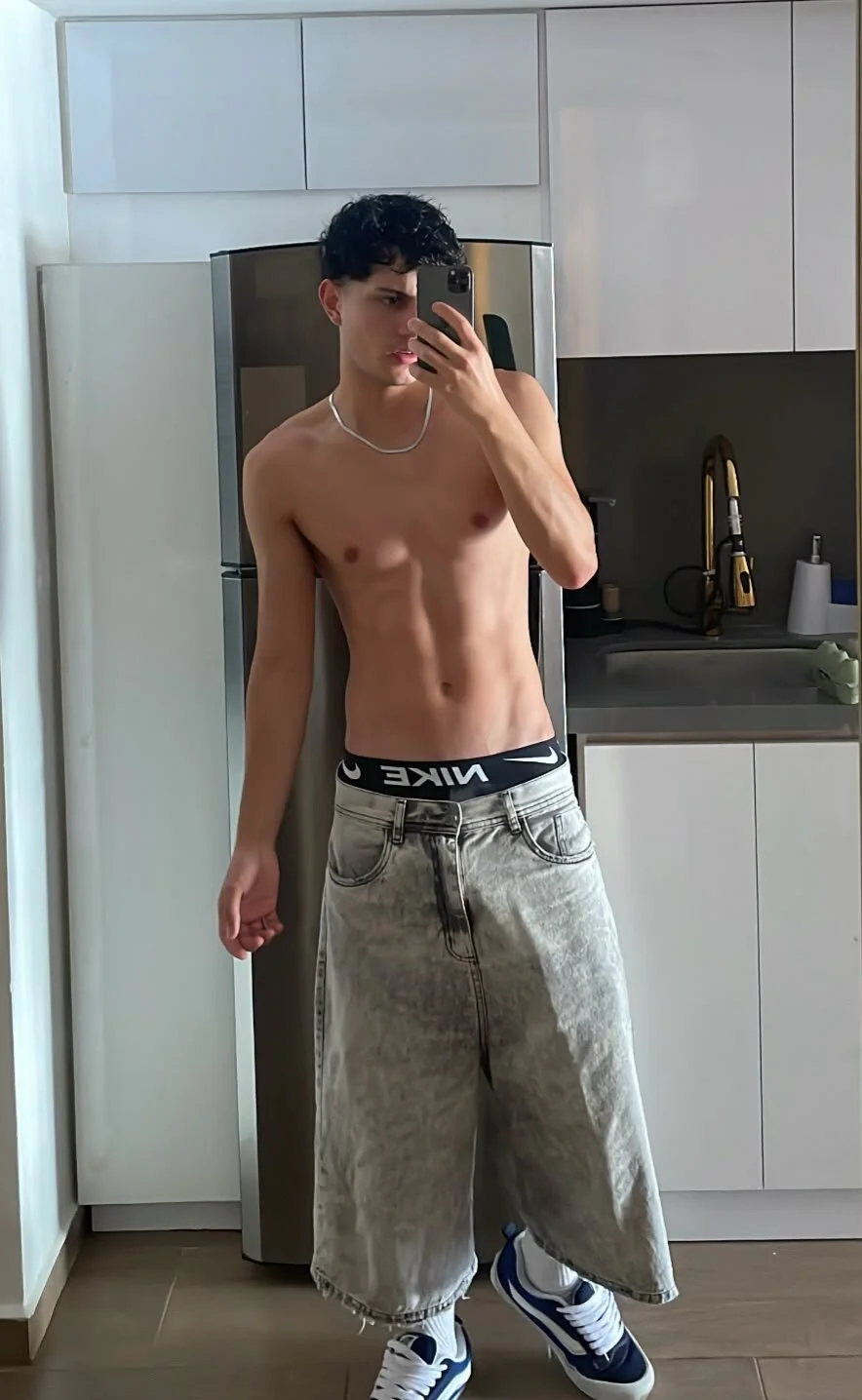 XXX Porn Photo of Nude Kyler_tay 11