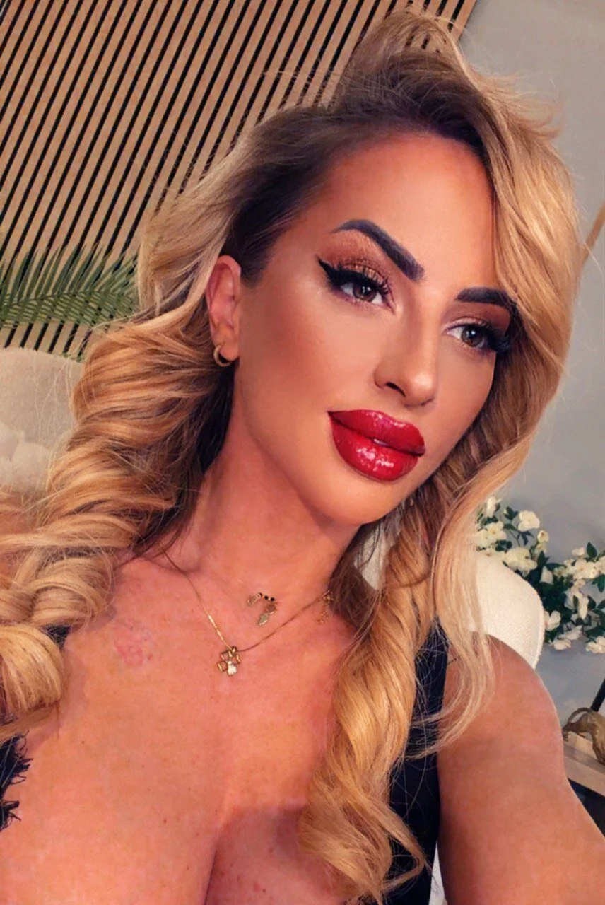 XXX Porn Photo of Nude MissEmaDivine 1