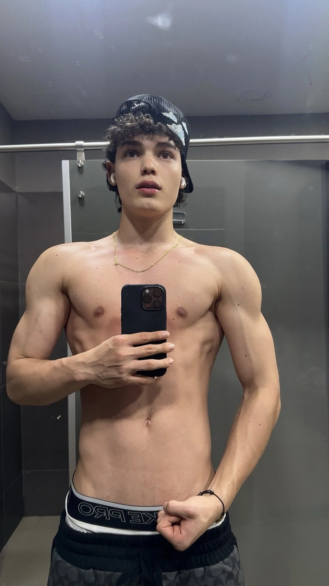 XXX Porn Photo of Nude Max_cortes1 33