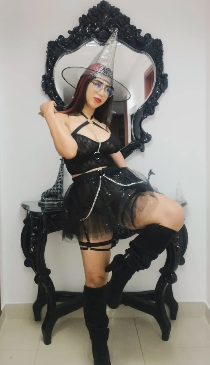 XXX Porn Photo of Nude ValeryMorghan 32