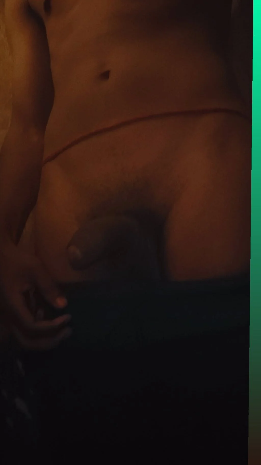 XXX Porn Photo of Nude Bong_twink 2