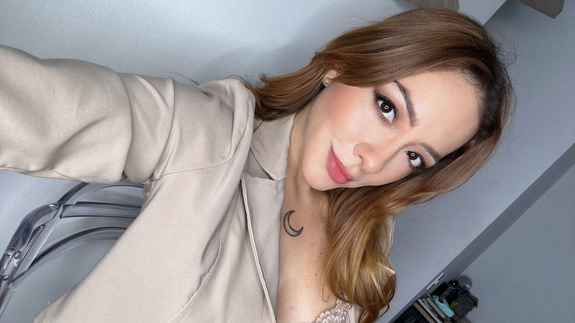 XXX Porn Photo of Nude selenecano 4