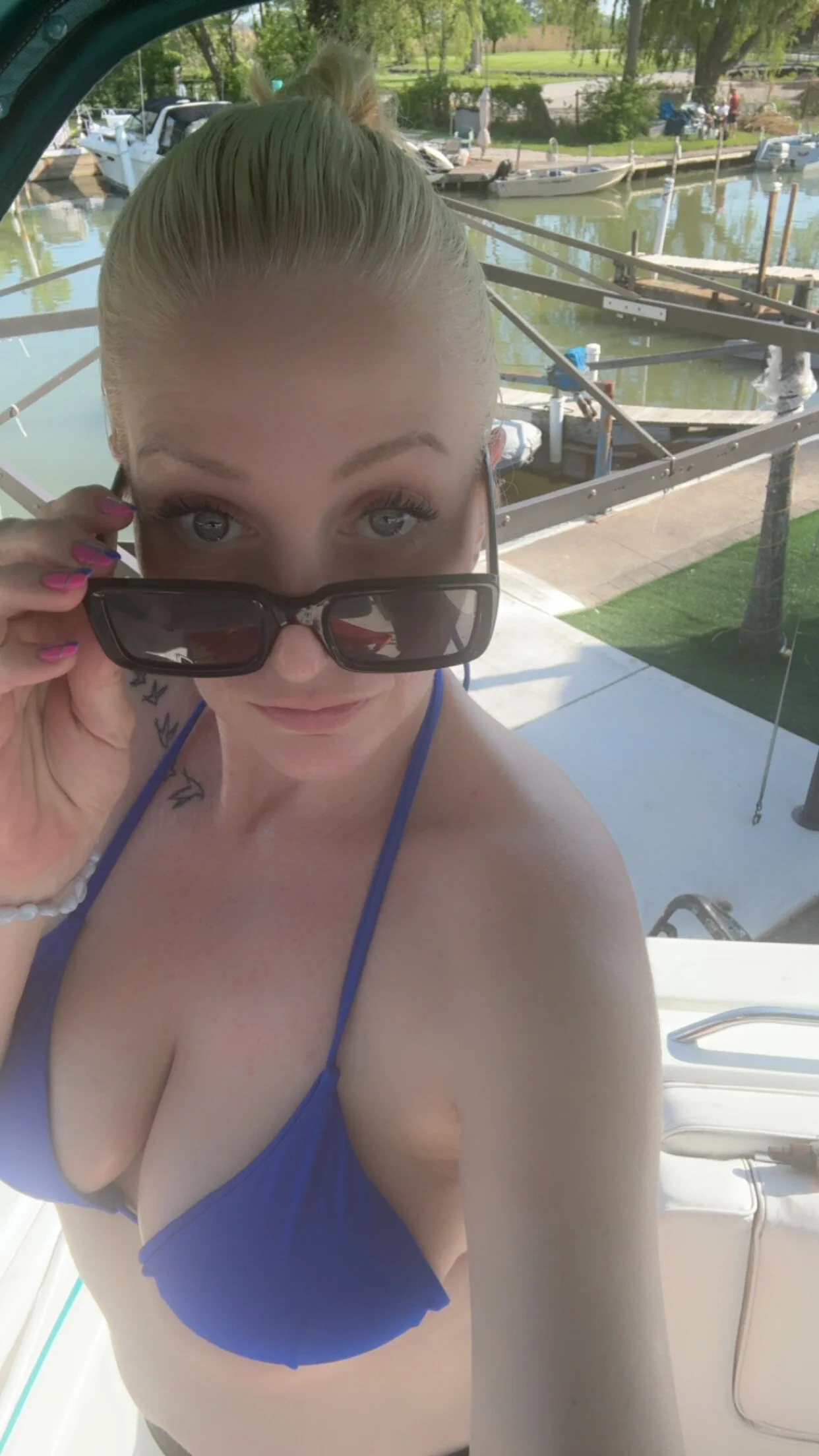 XXX Porn Photo of Nude MilfOfDreams 9