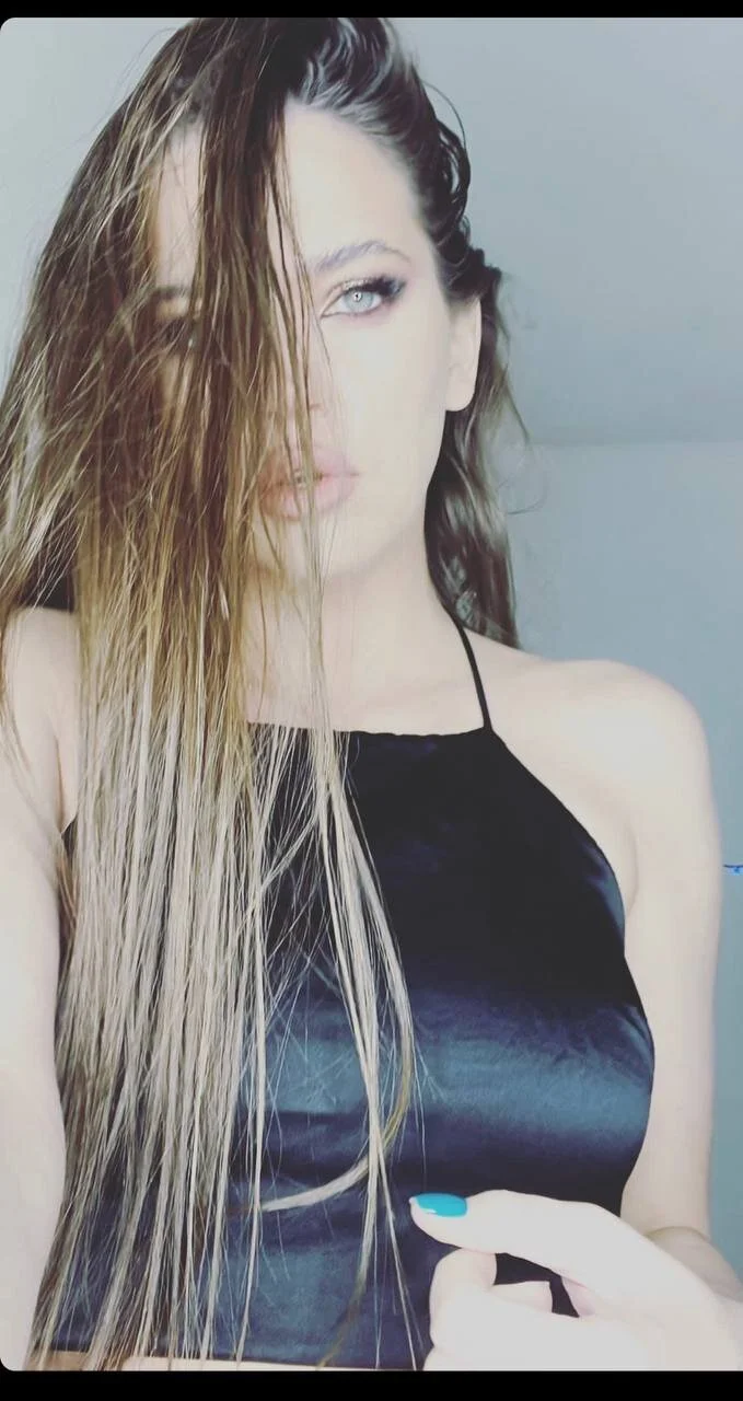XXX Porn Photo of Nude julia_fly 4
