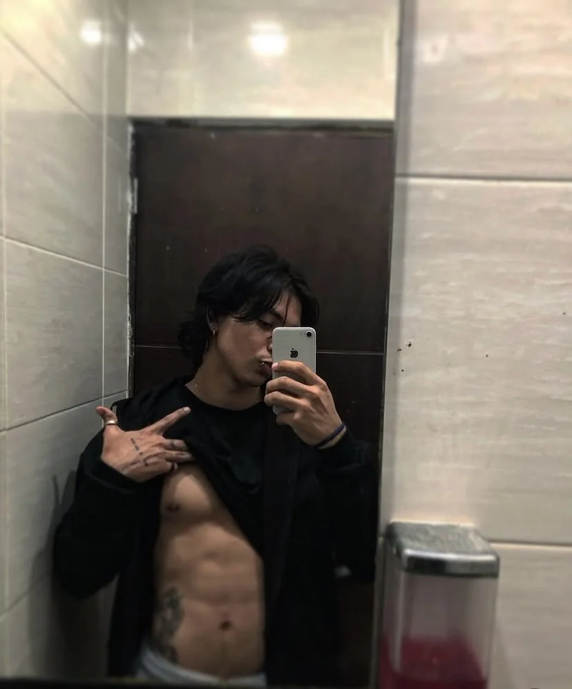 XXX Porn Photo of Nude toji_luxxer 7