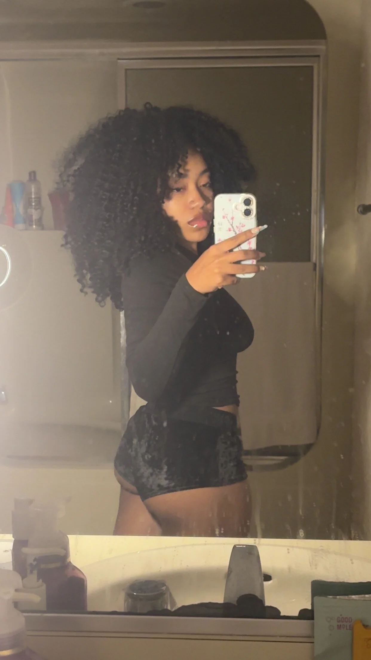 XXX Porn Photo of Nude lifeoftt_19xx 131