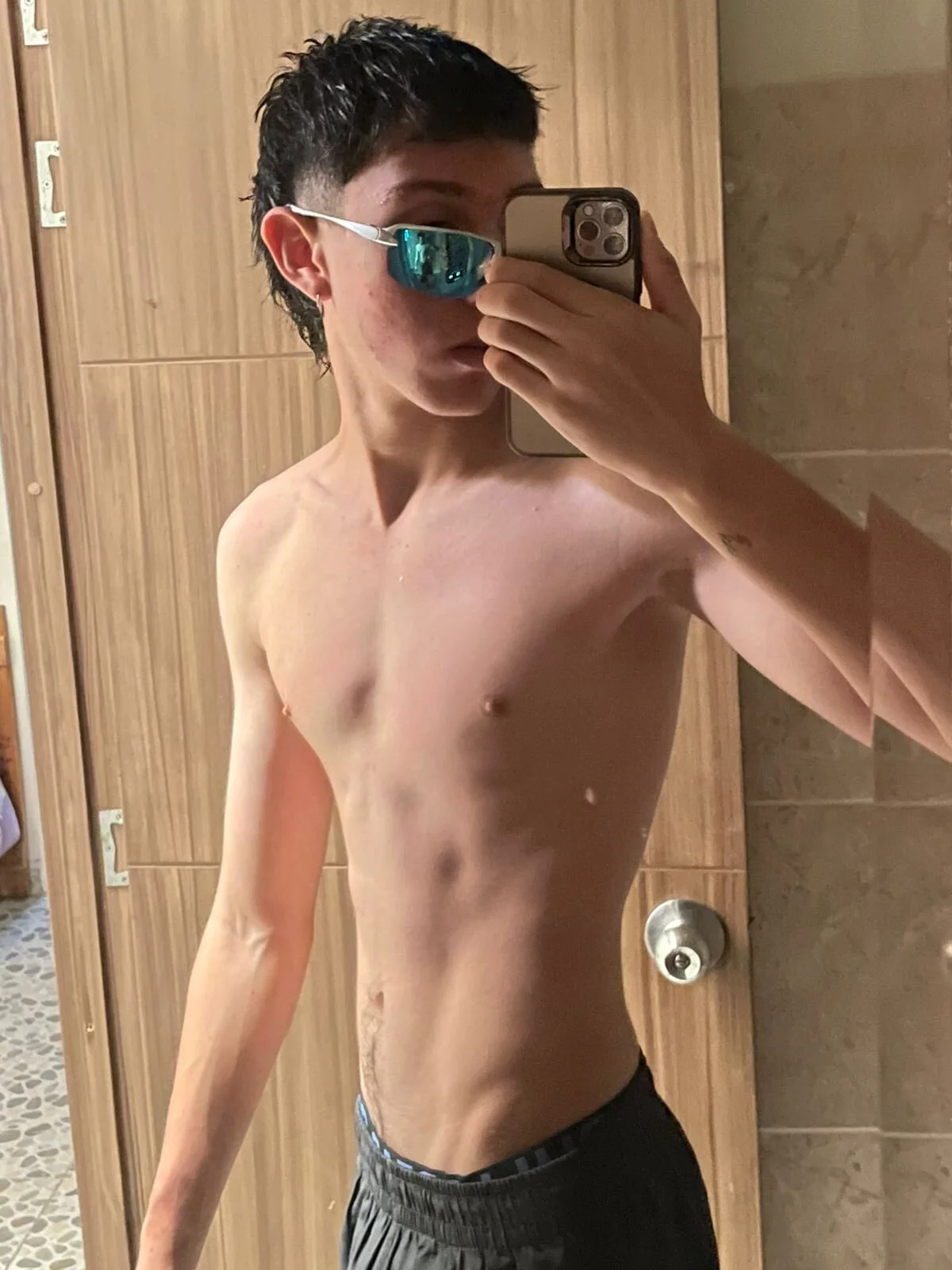 XXX Porn Photo of Nude LittleDanny_ 4
