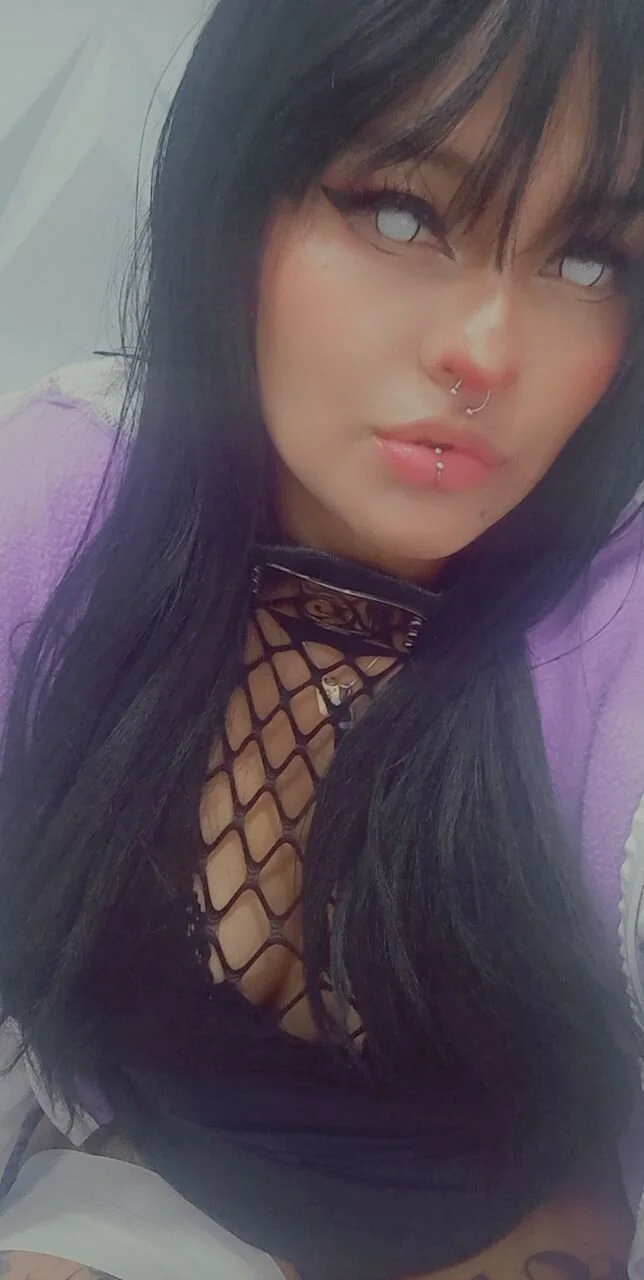 XXX Porn Photo of Nude lucky-leah 13