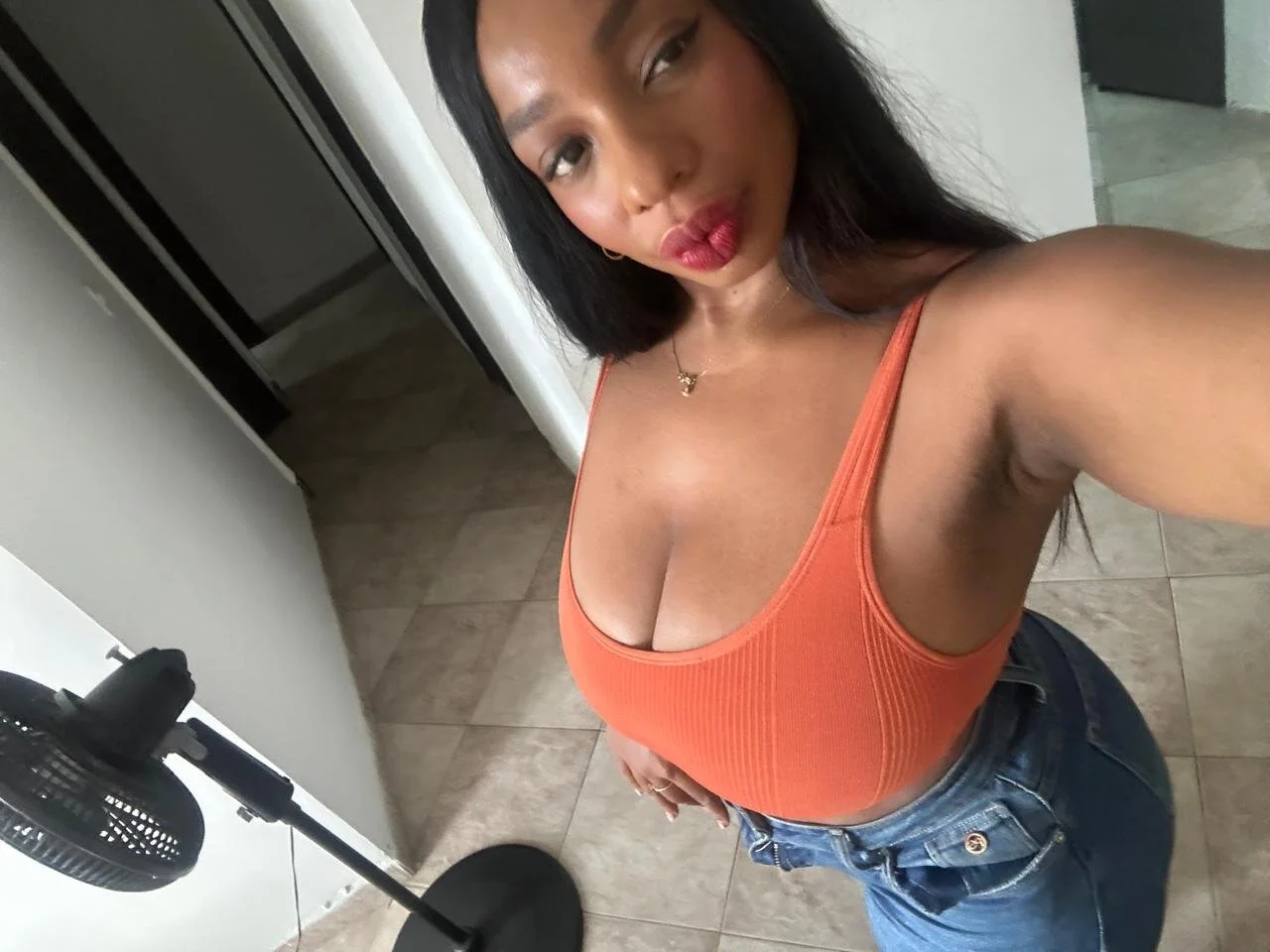 XXX Porn Photo of Nude honeycknockerss 11