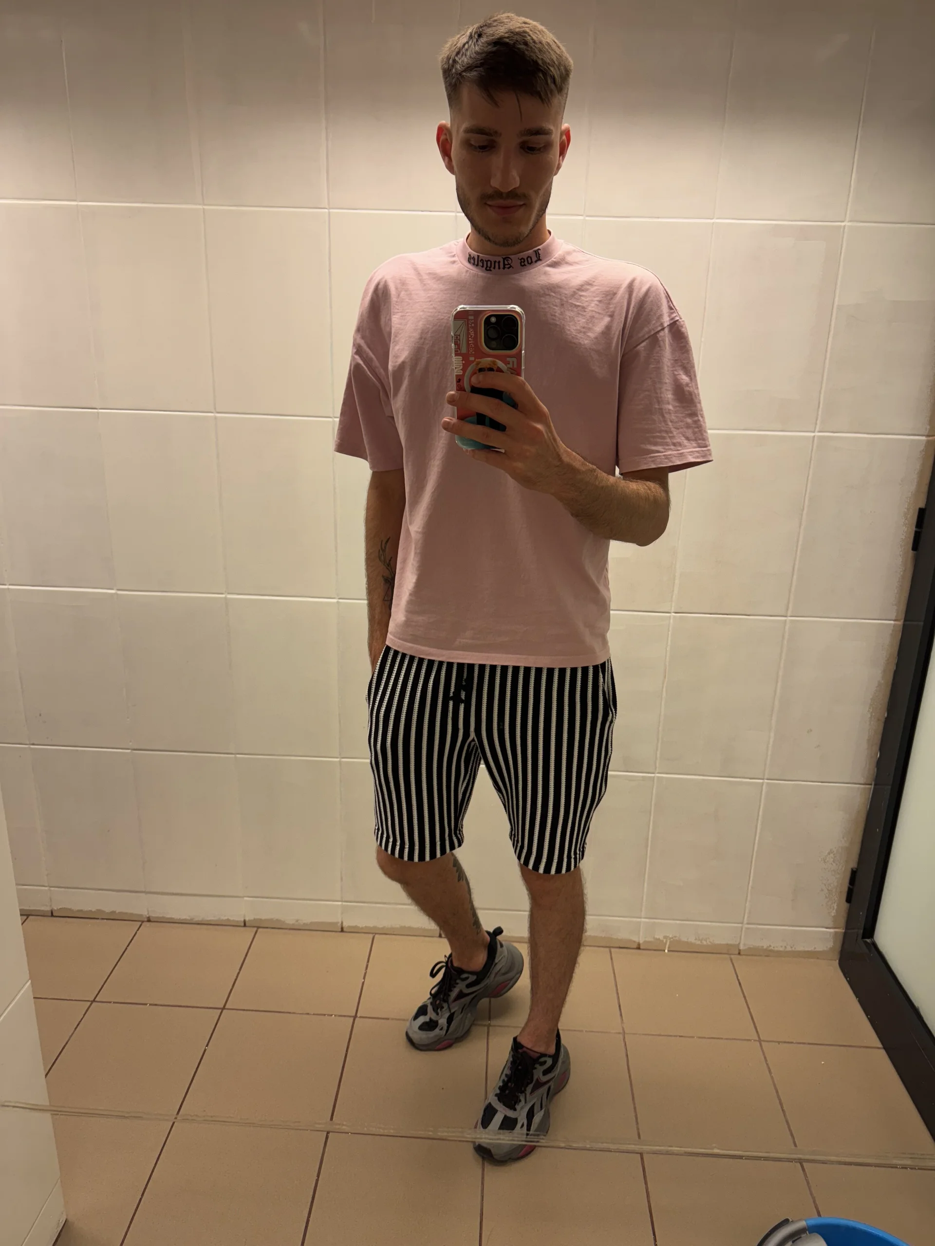 XXX Porn Photo of Nude yoyoboy988 15