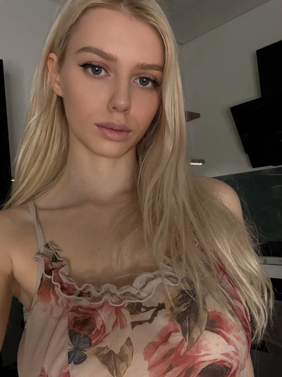 XXX Porn Photo of Nude AnikaBest 9
