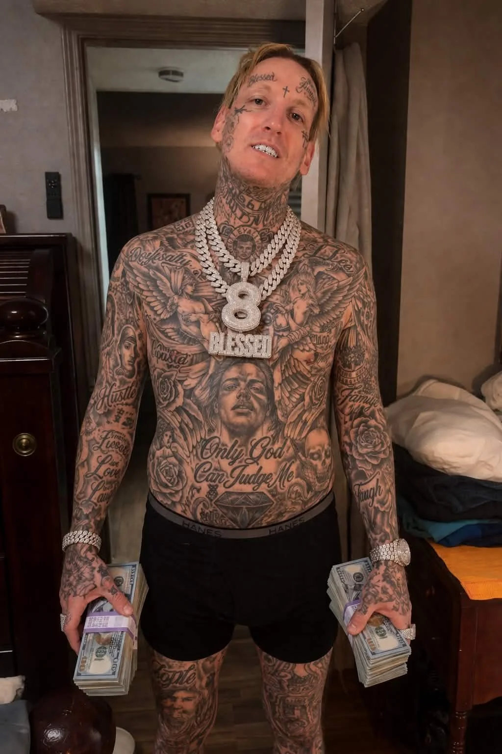 XXX Porn Photo of Nude thabwinkyc 6