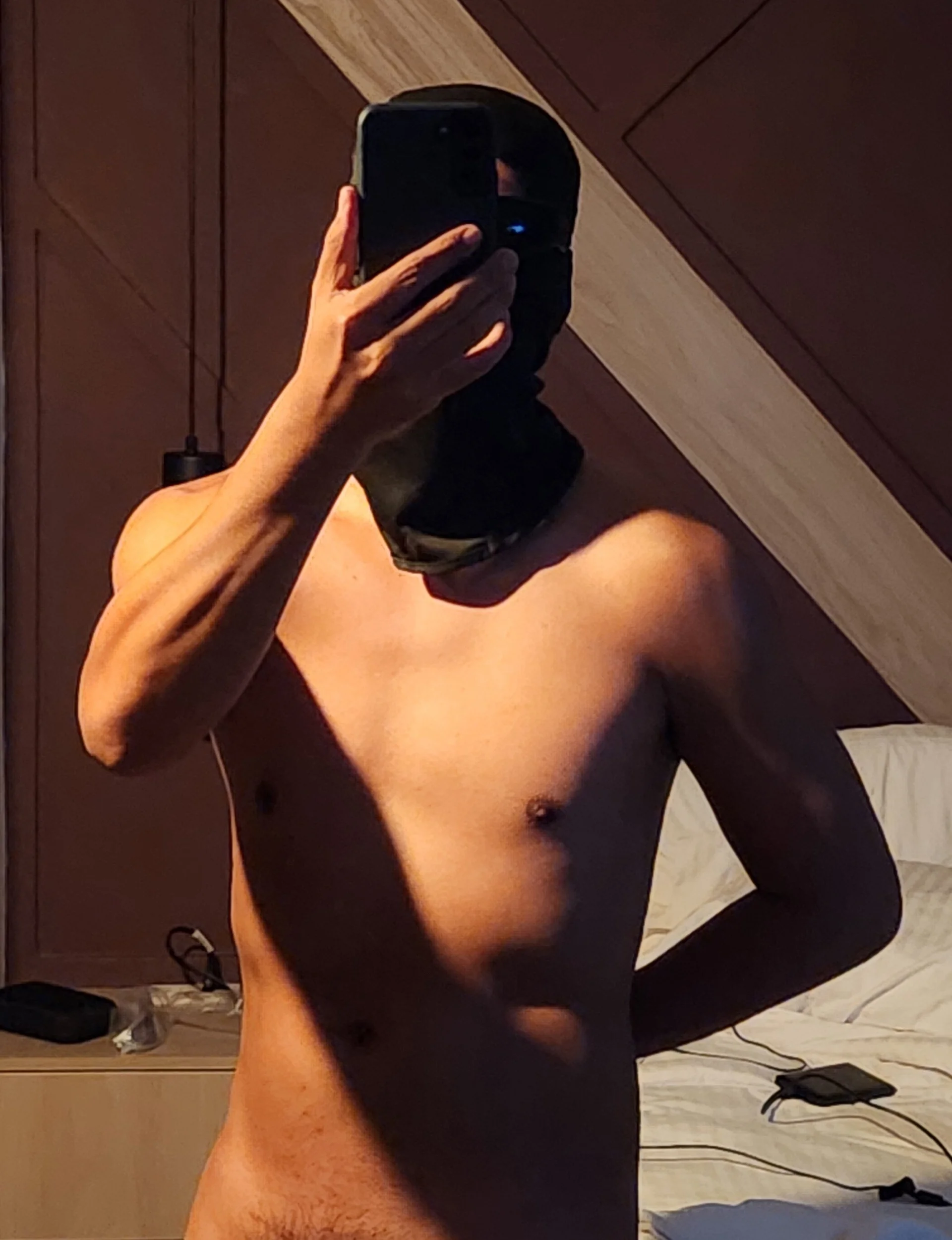 XXX Porn Photo of Nude AdrianVarelaXXX 4