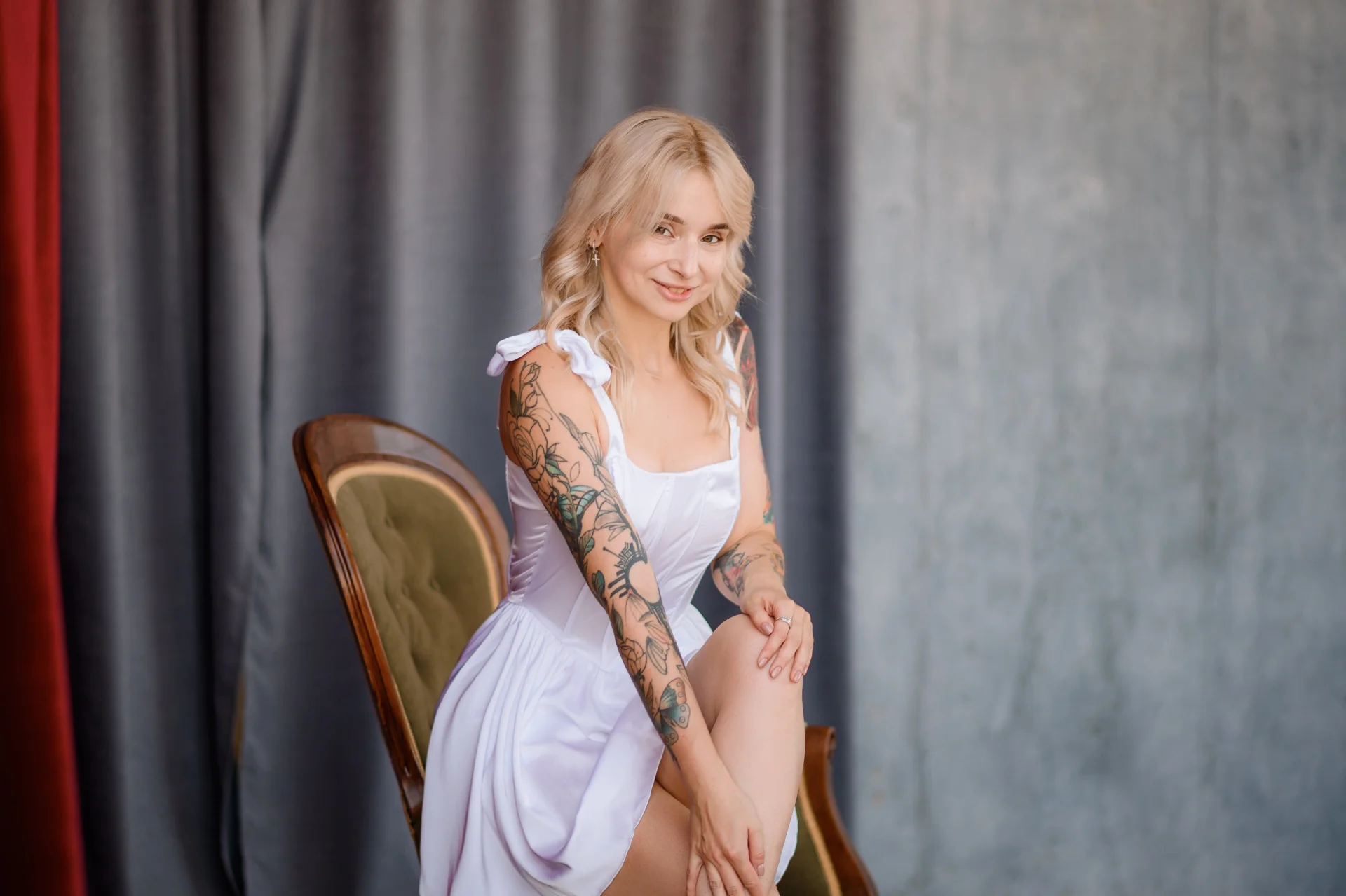 XXX Porn Photo of Nude LilFleurish 5