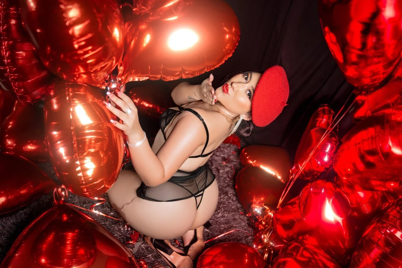 XXX Porn Photo of Nude LuciaTomson 17